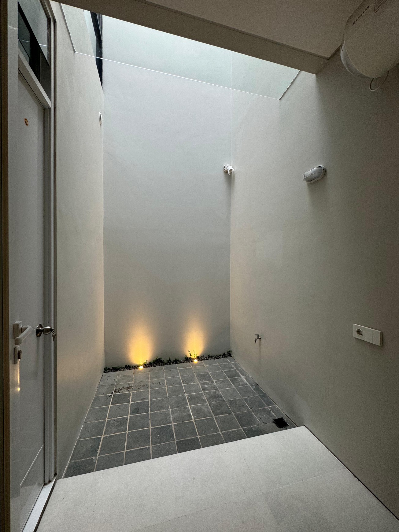 Rumah Baru Gress 2M-an di Surabaya Timur Mojoklanggru