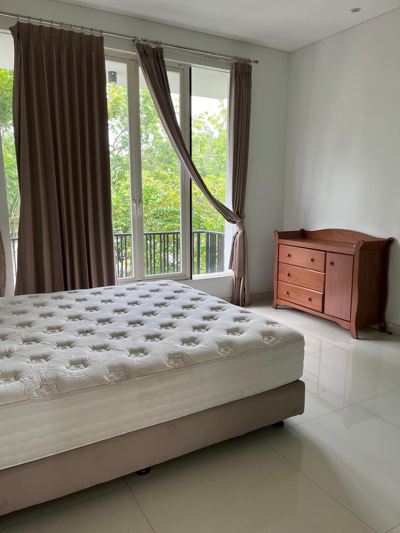 Disewakan Graha Famili Surabaya Barat