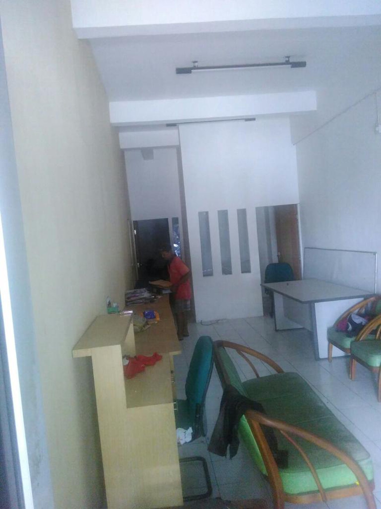 Ruko 3 Lantai yang berlokasi di Kadipolo, Jawa Tengah dengan harga Sewa terjangkau