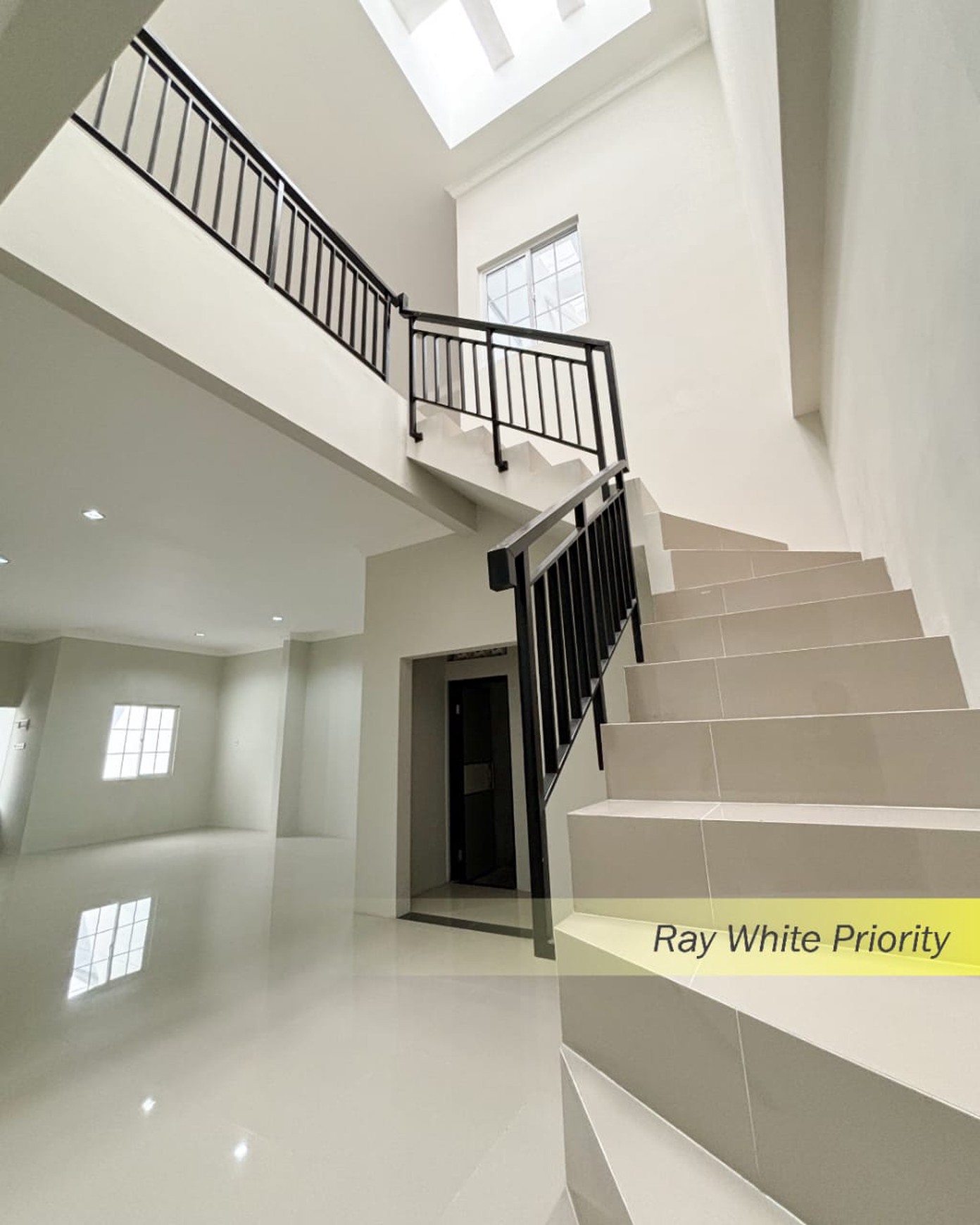 [FOR SALE] - RUMAH BRAND NEW 2 LANTAI DI VILA MELATI MAS BSD -TANGERANG SELATAN