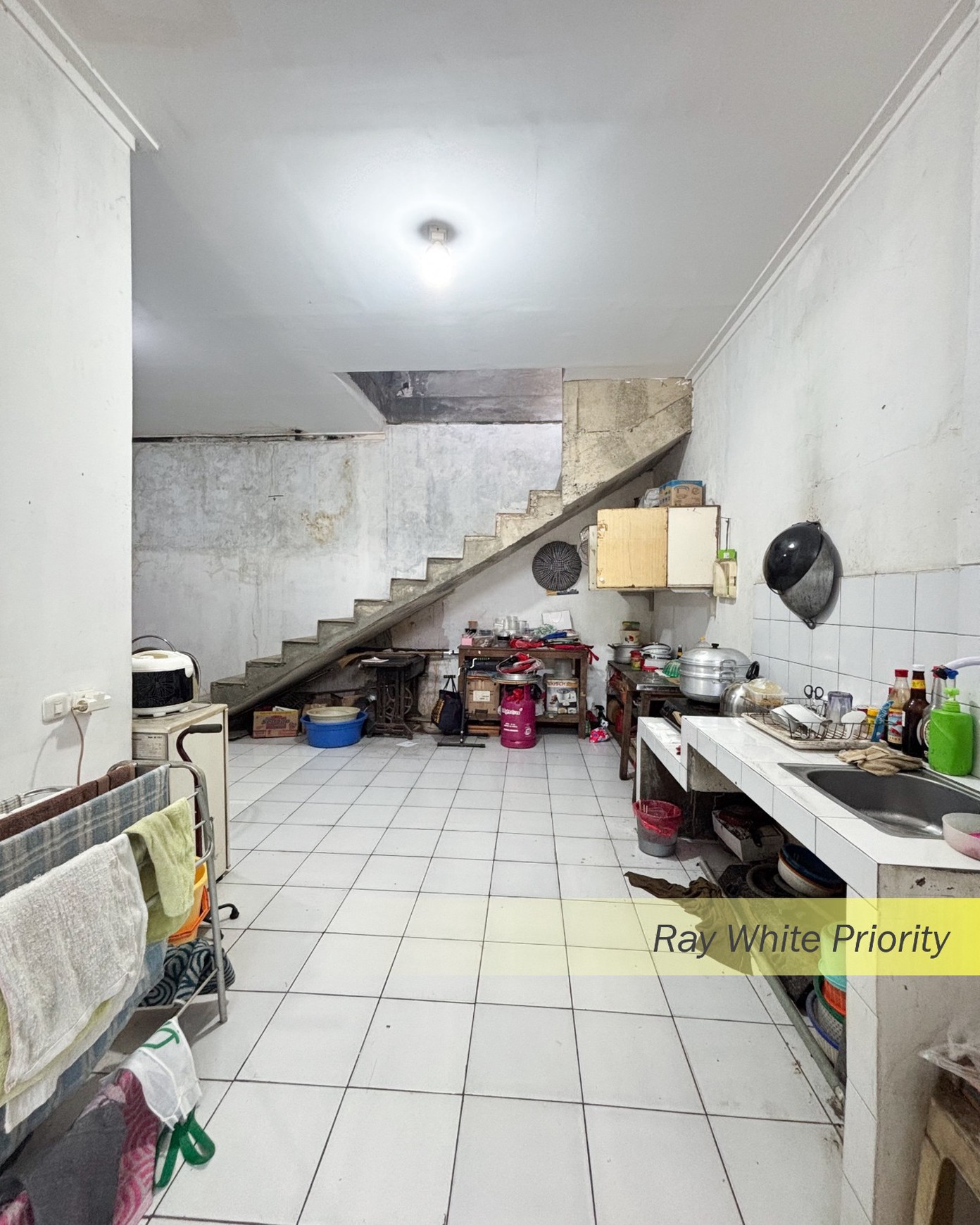 RUMAH DALAM CLUSTER SIMPLICITY DI KAWASAN THE ICON BSD CITY - TANGERANG SELATAN