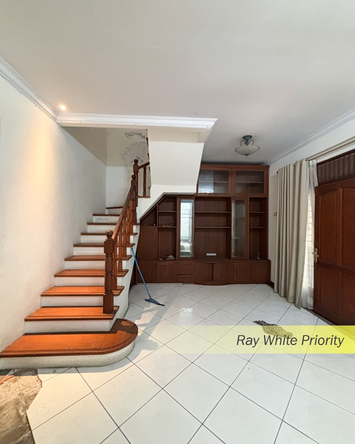 RUMAH ASRI DALAM CLUSTER MALEO BINTARO JAYA SEKTOR 9 - TANGERANG SELATAN
