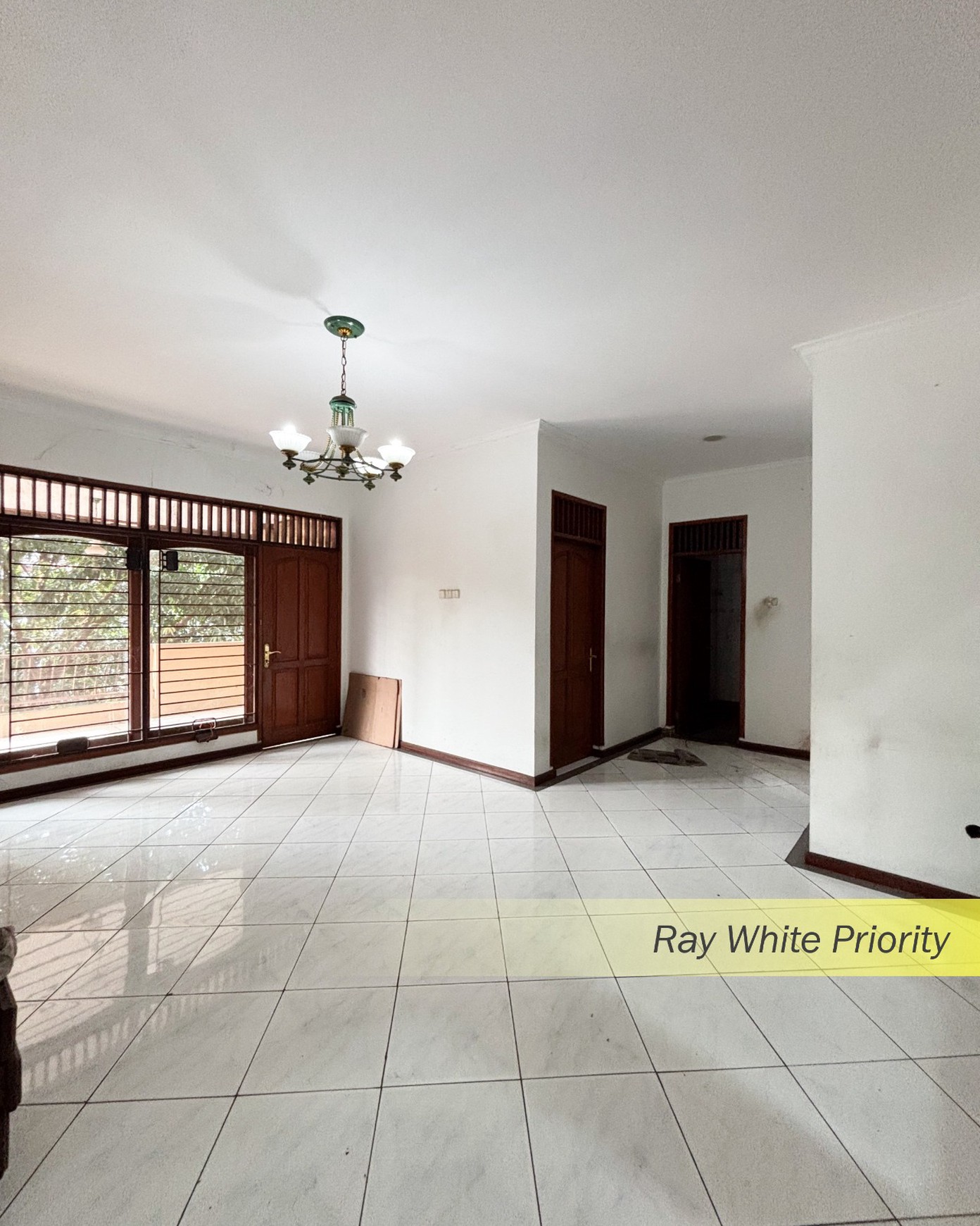 RUMAH ASRI DALAM CLUSTER MALEO BINTARO JAYA SEKTOR 9 - TANGERANG SELATAN