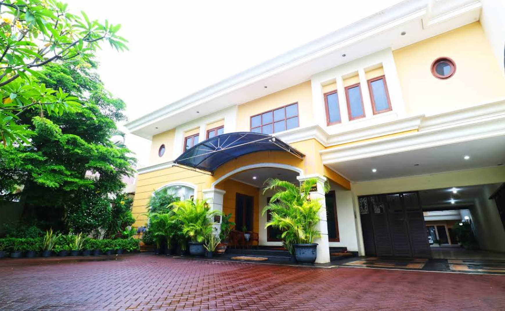 Investasi Homestay di Lokasi Emas Kertajaya Indah, Surabaya