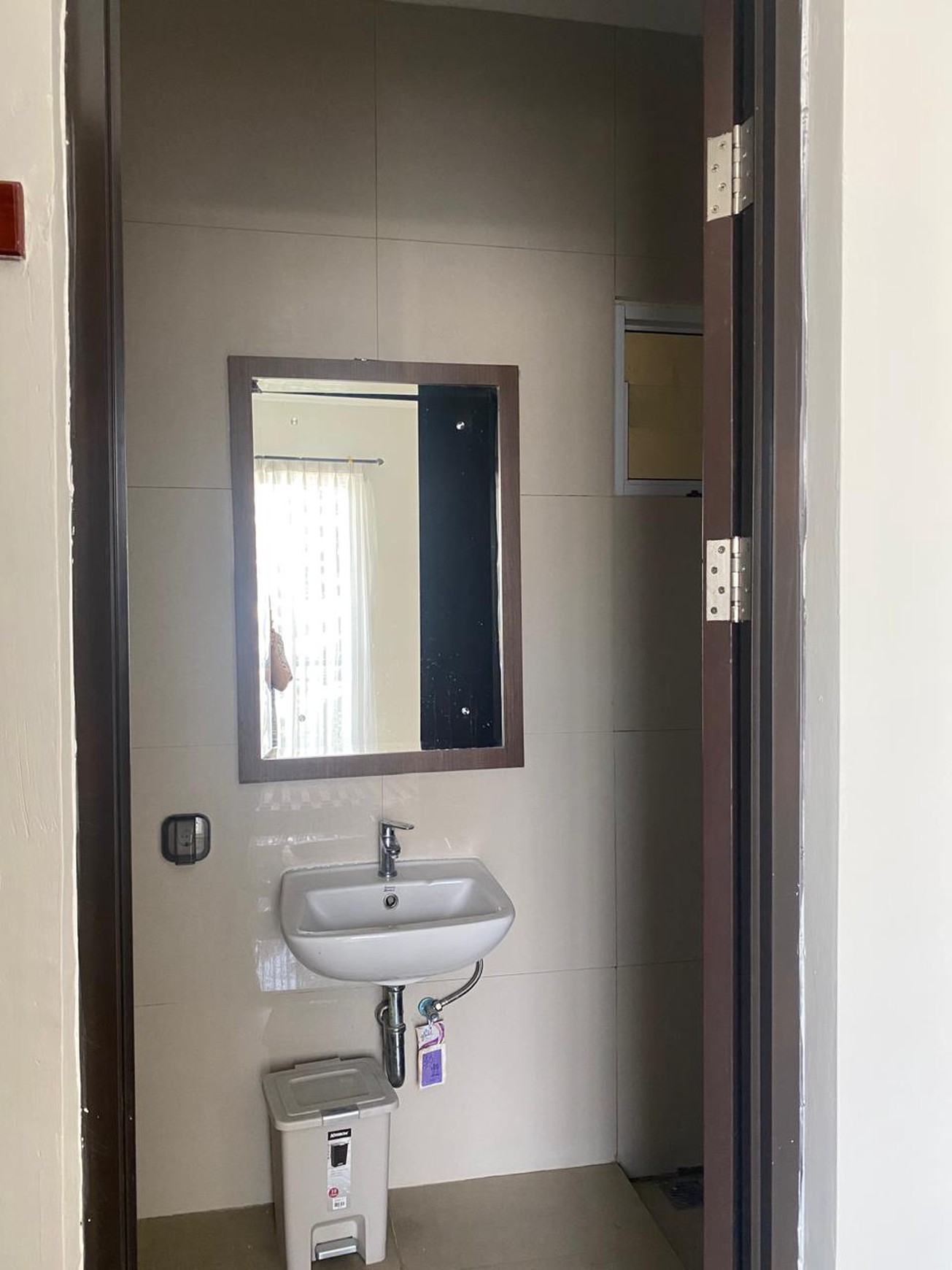 Rumah siap huni dengan akses mudah di BSD Timur