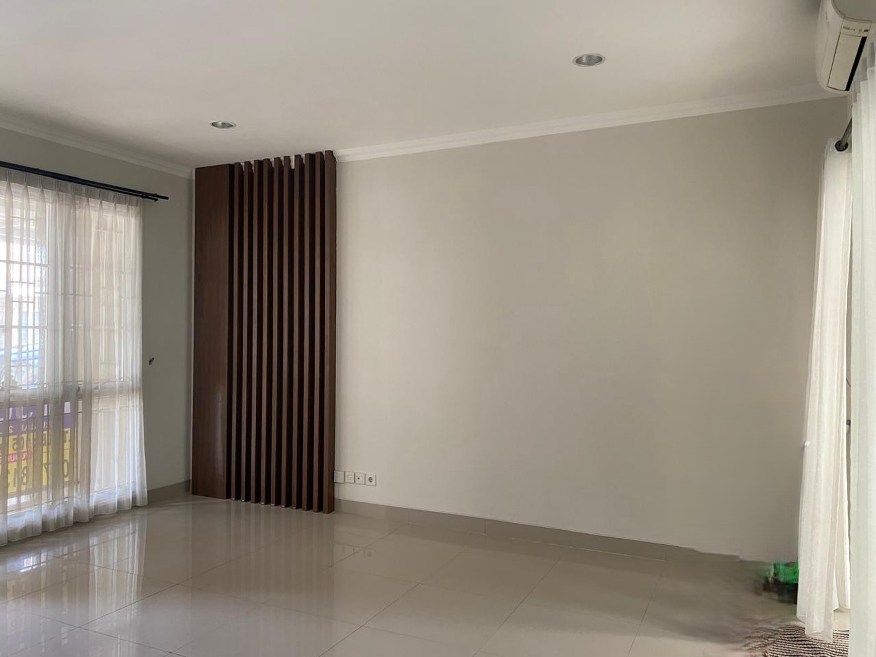 Rumah siap huni dengan akses mudah di BSD Timur