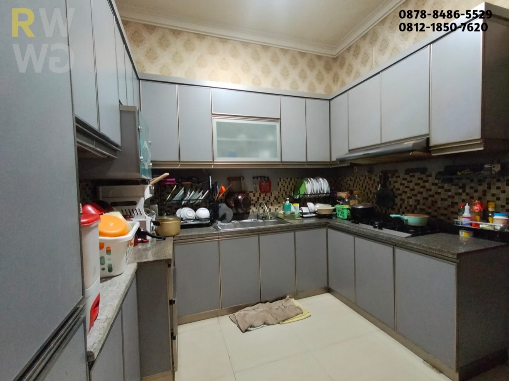 Rumah Dijual di Cluster West Esplanade Grand Wisata - Rumah Mewah Dekat Mall Living World