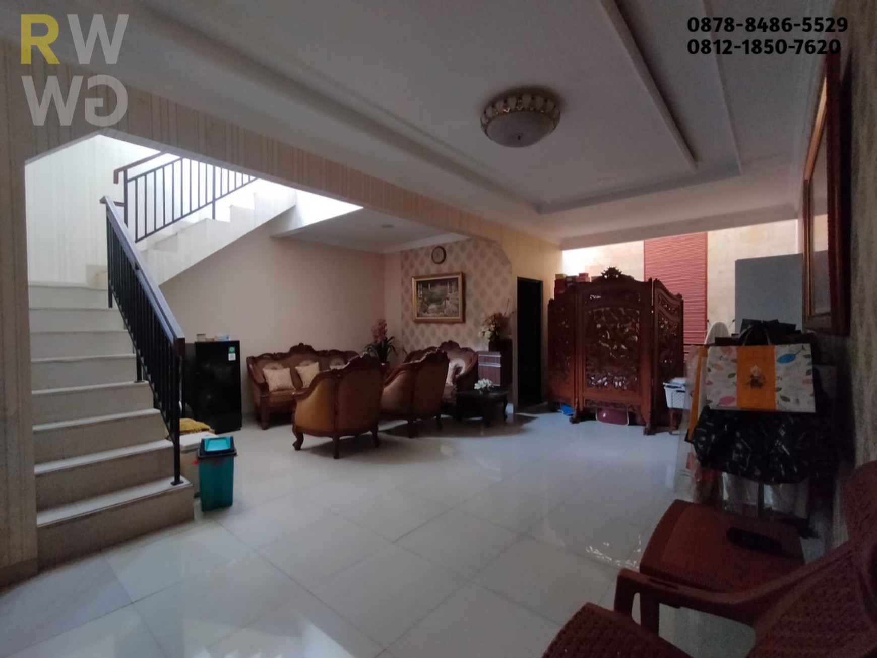 Rumah Dijual di Cluster West Esplanade Grand Wisata - Rumah Mewah Dekat Mall Living World