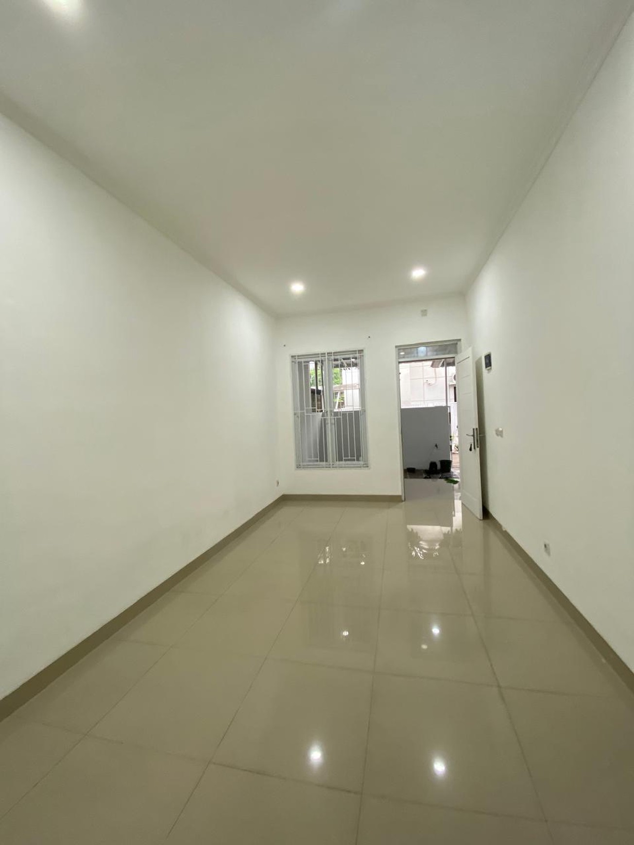 Rumah Siap Huni Diarea Nusa Loka Serpong, Near Gate Tol BSD-Cinere