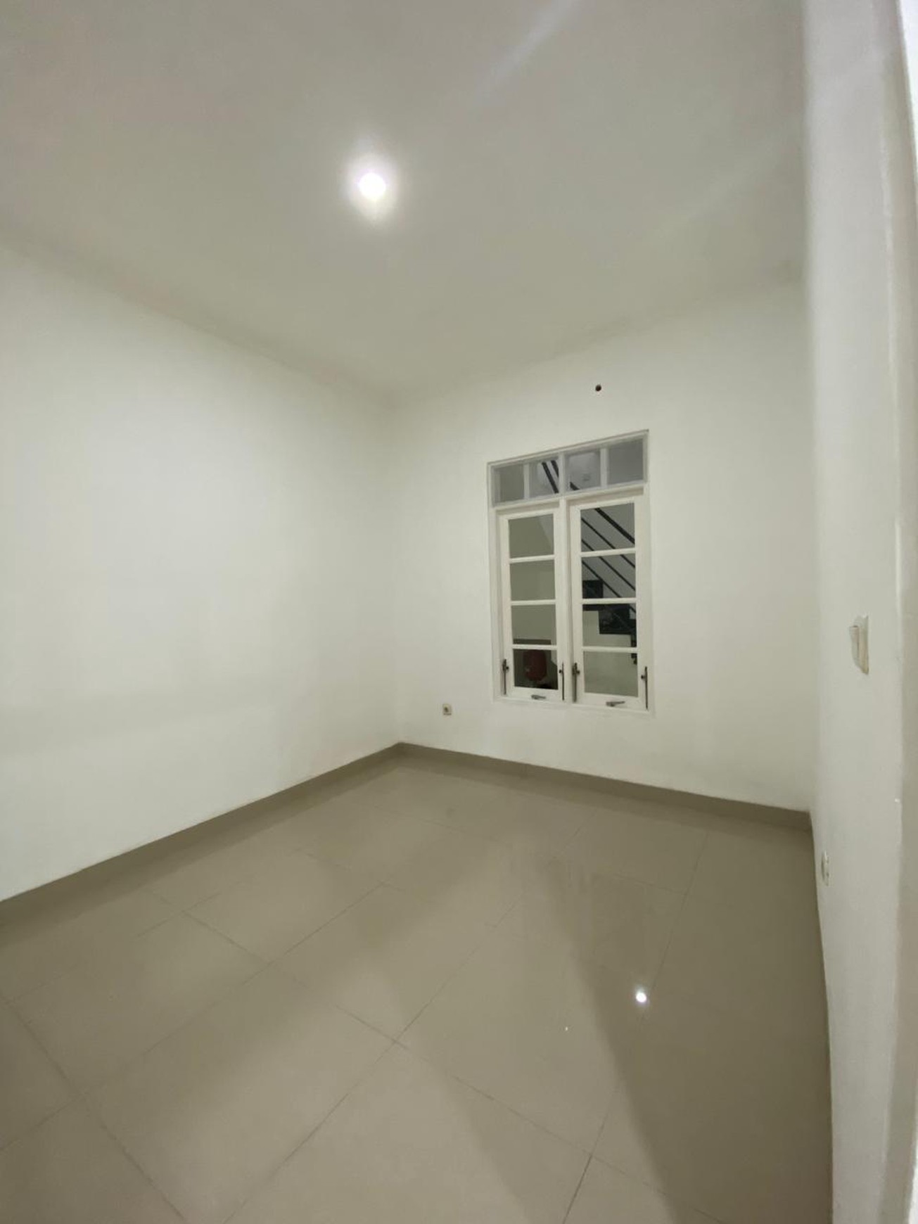 Rumah Siap Huni Diarea Nusa Loka Serpong, Near Gate Tol BSD-Cinere