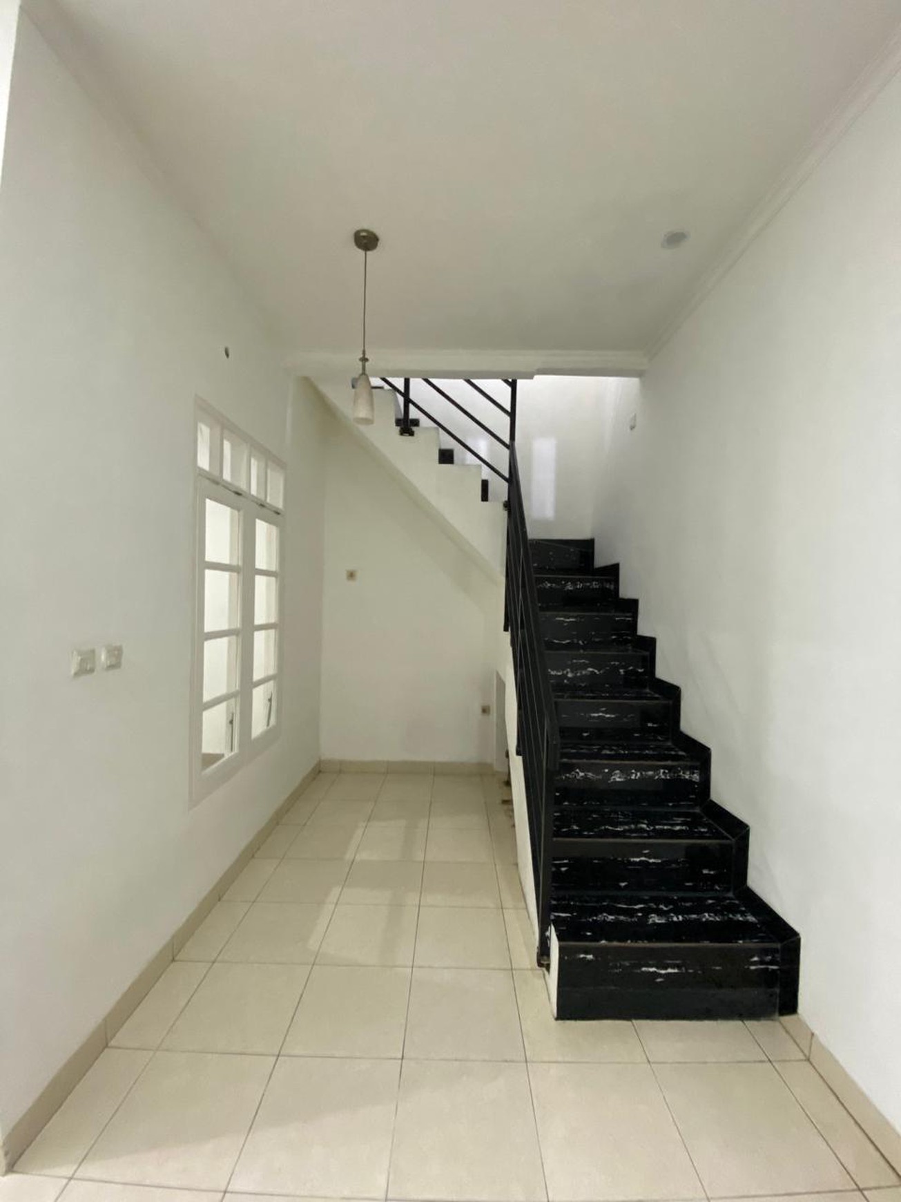Rumah Siap Huni Diarea Nusa Loka Serpong, Near Gate Tol BSD-Cinere