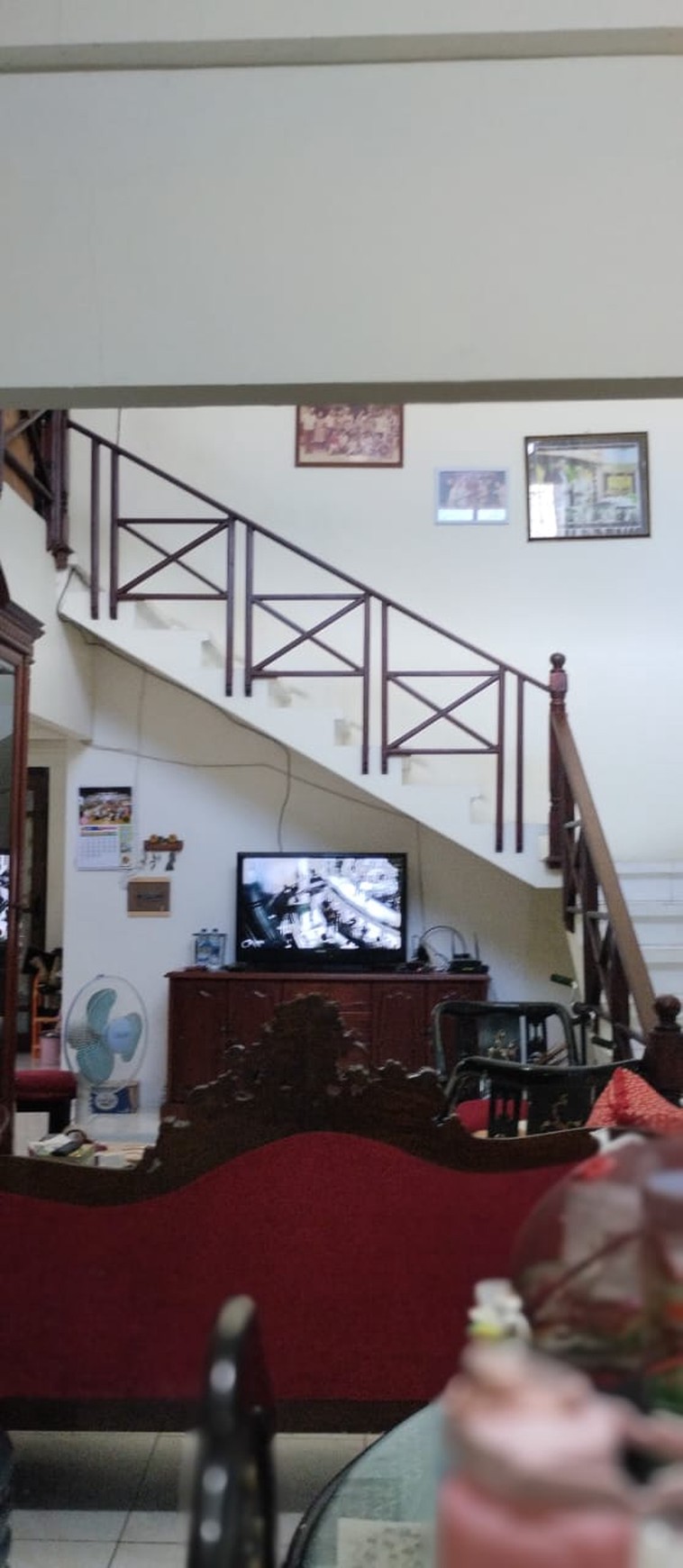 Rumah Luas & Nyaman di Semolowaru Dekat MERR
