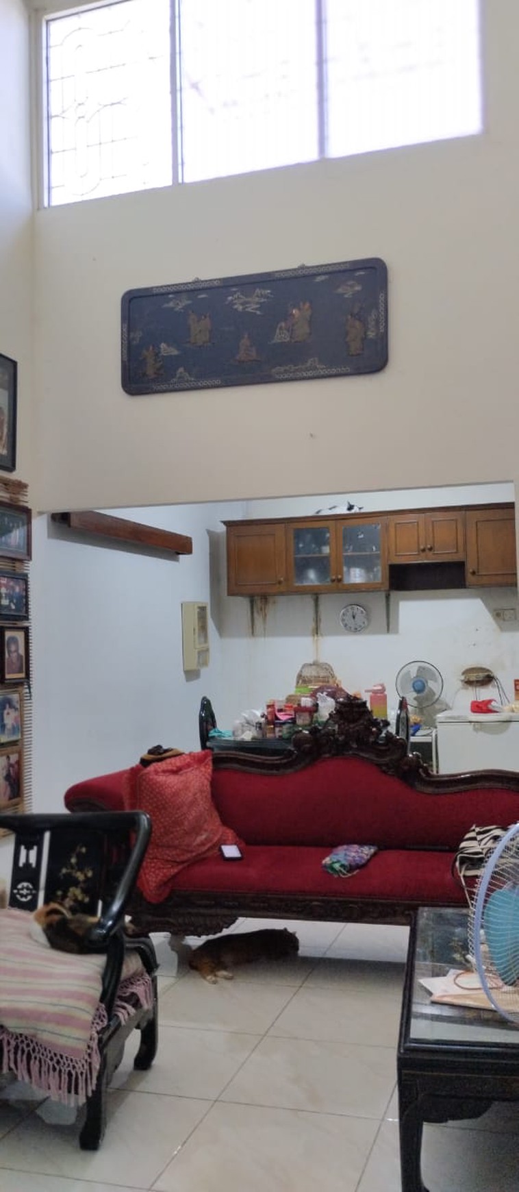 Rumah Luas & Nyaman di Semolowaru Dekat MERR