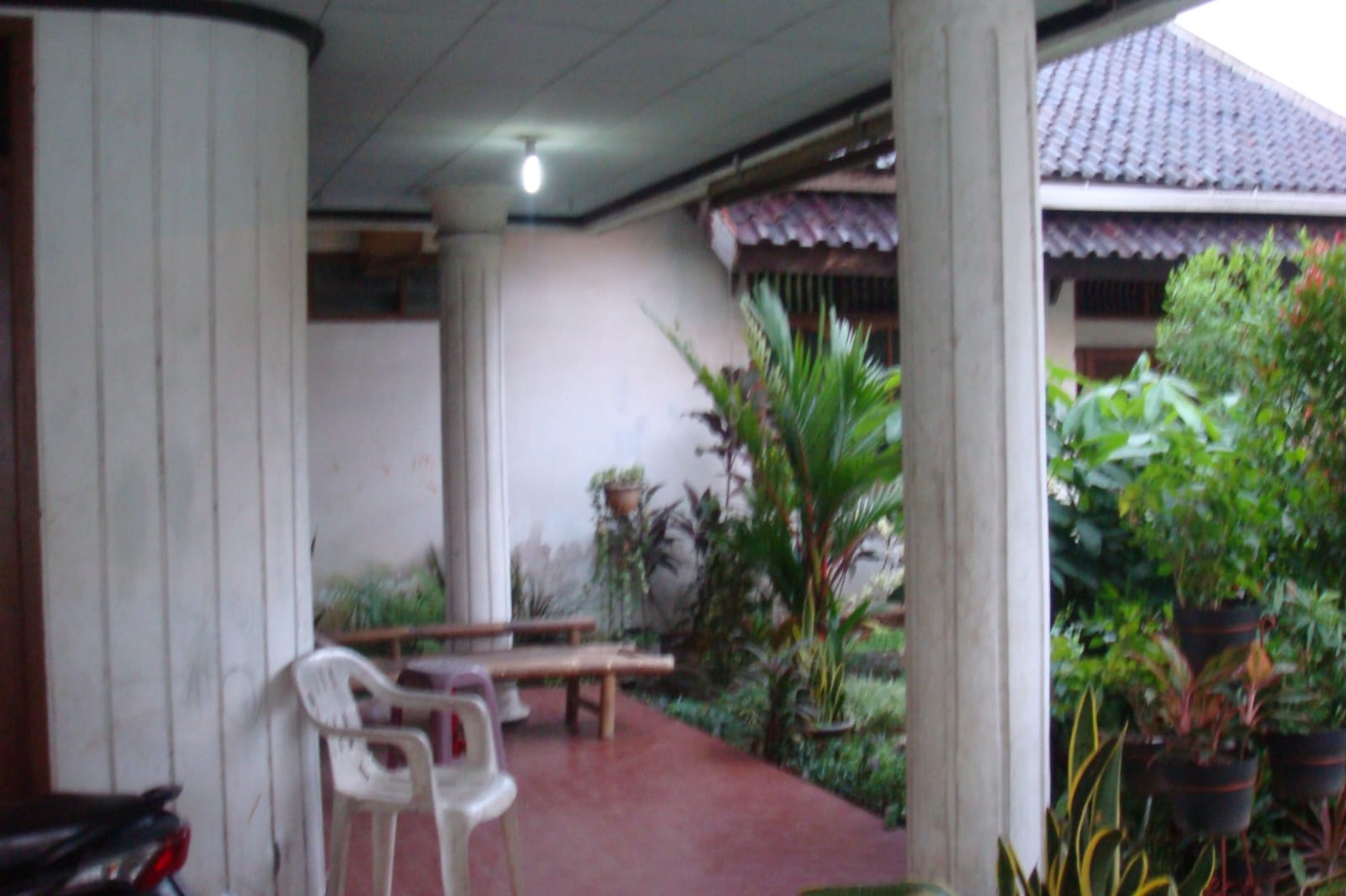 Rumah Strategis Diarea Jl M.Kahfi Cocok Untuk Pertokoan & Usaha.