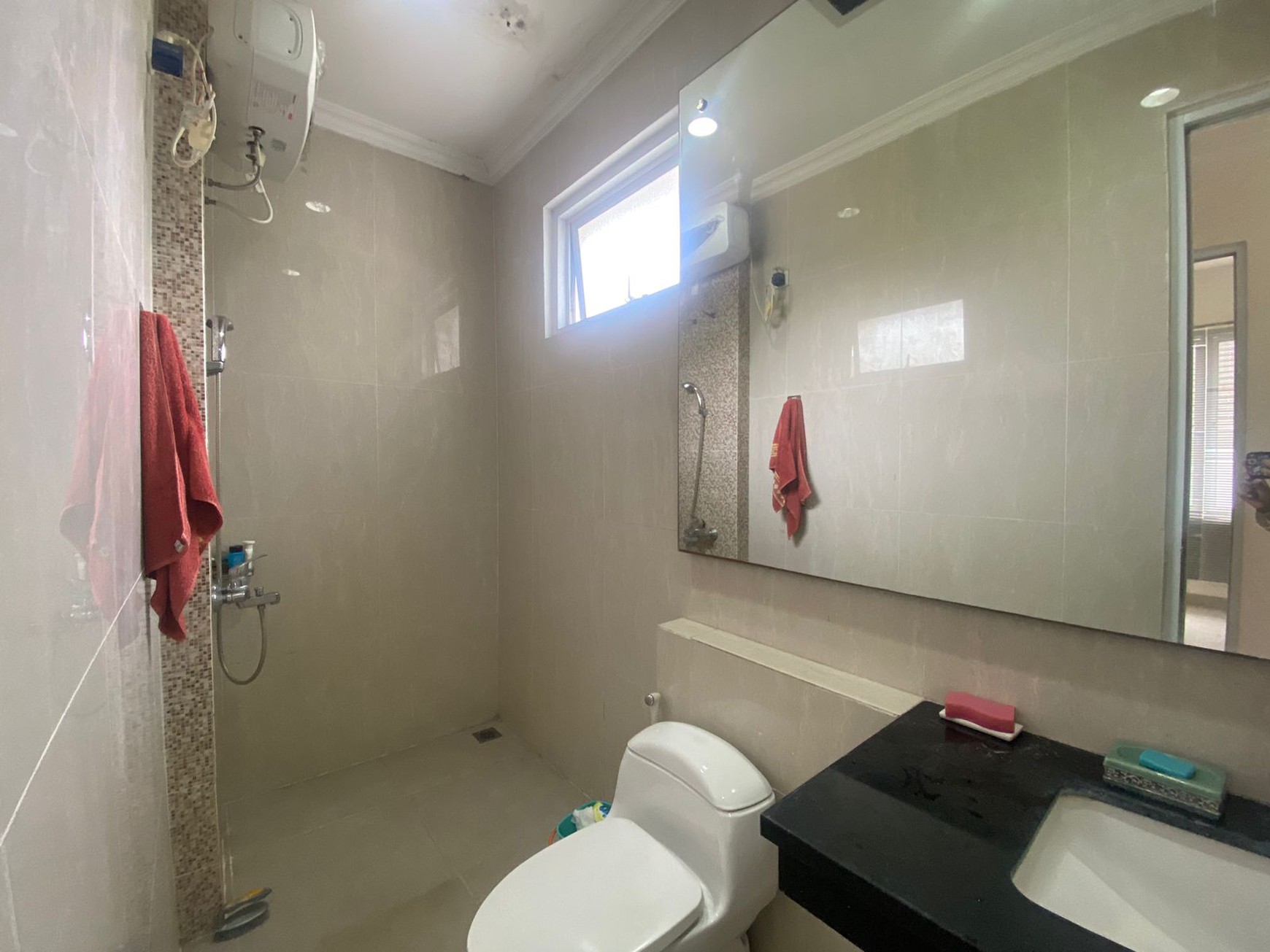 Rumah Cantik depan Taman di Cluster Premium Citra Gran, Cibubur