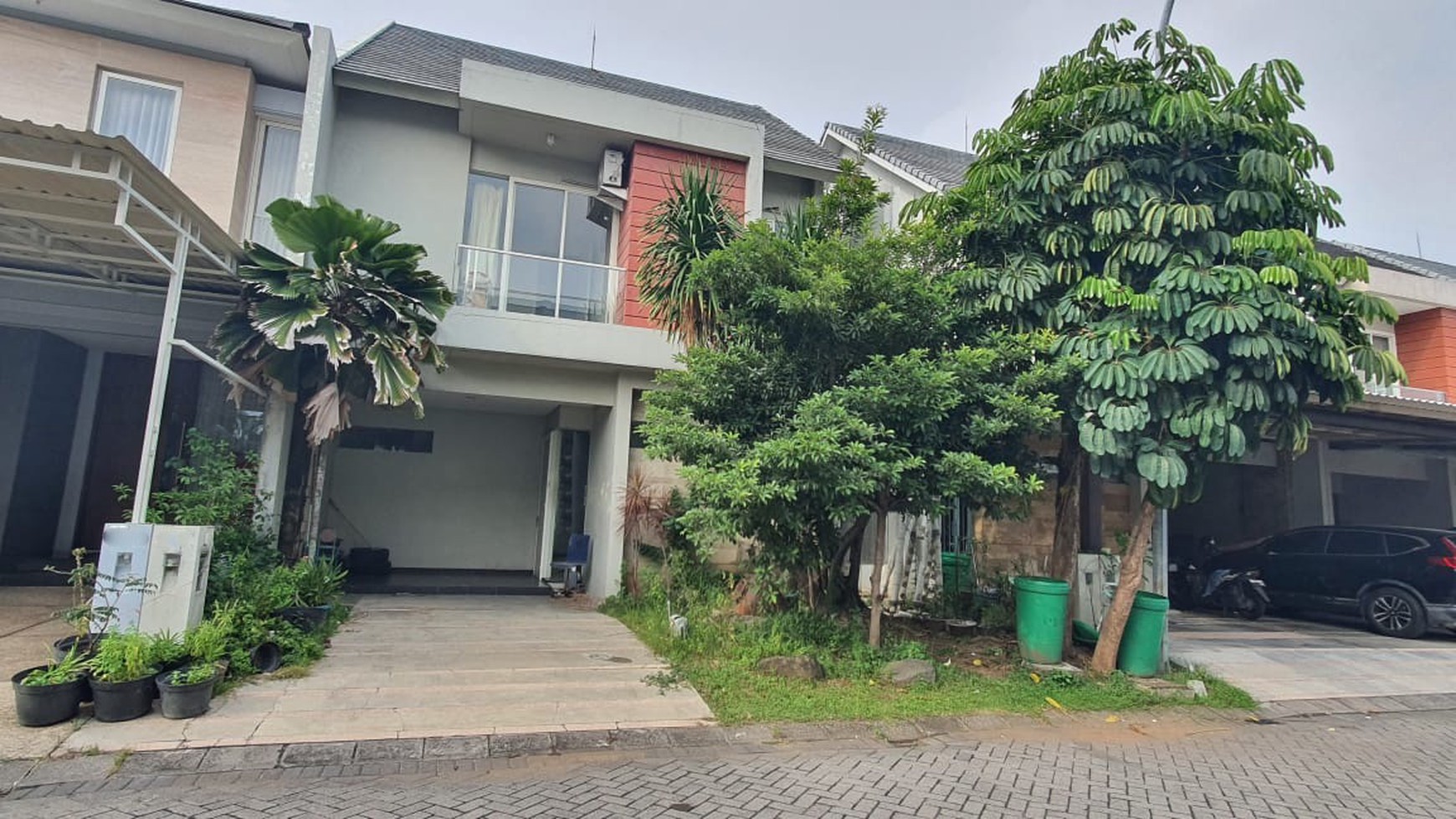 Rumah Cluster Lyon Wisata Bukit Mas, Surabaya