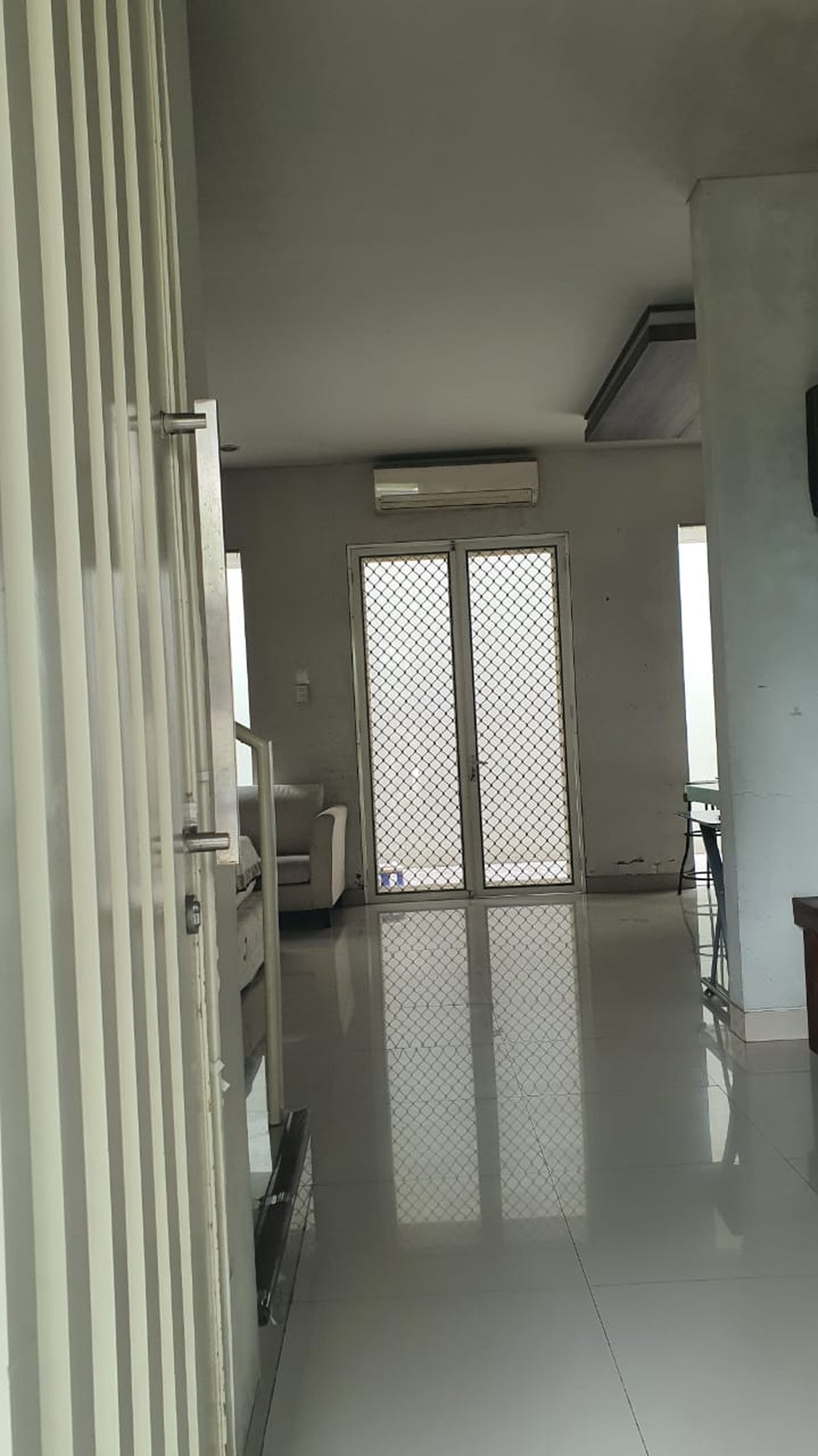 Rumah Cluster Lyon Wisata Bukit Mas, Surabaya