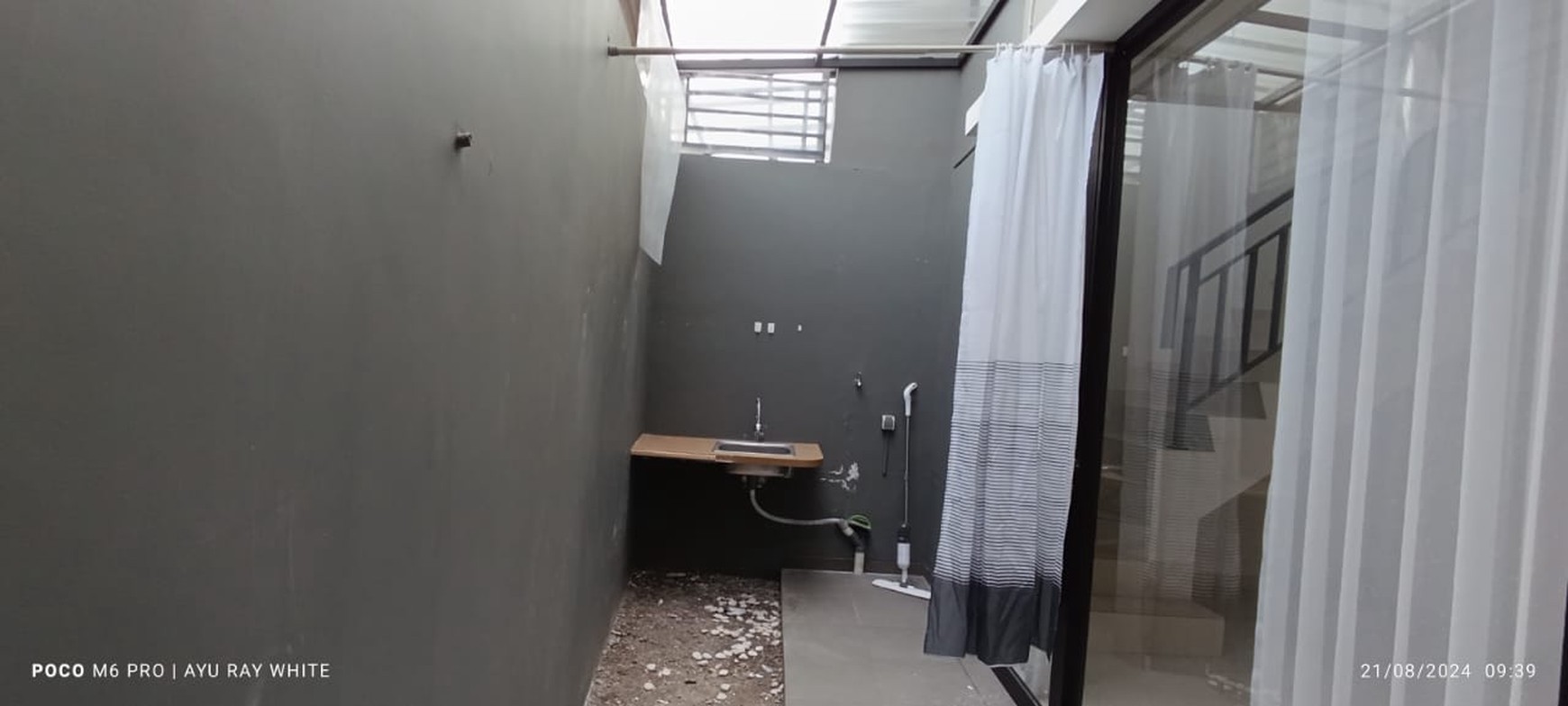 Rumah siap huni 2 lantai di Gateway Pasteur Residence, Gunung Batu - Bandung