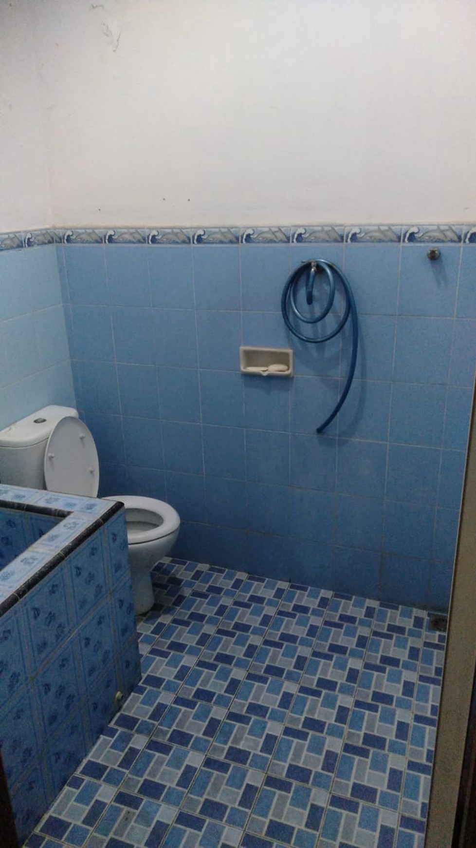 Dijual rumah di Jl. semampir