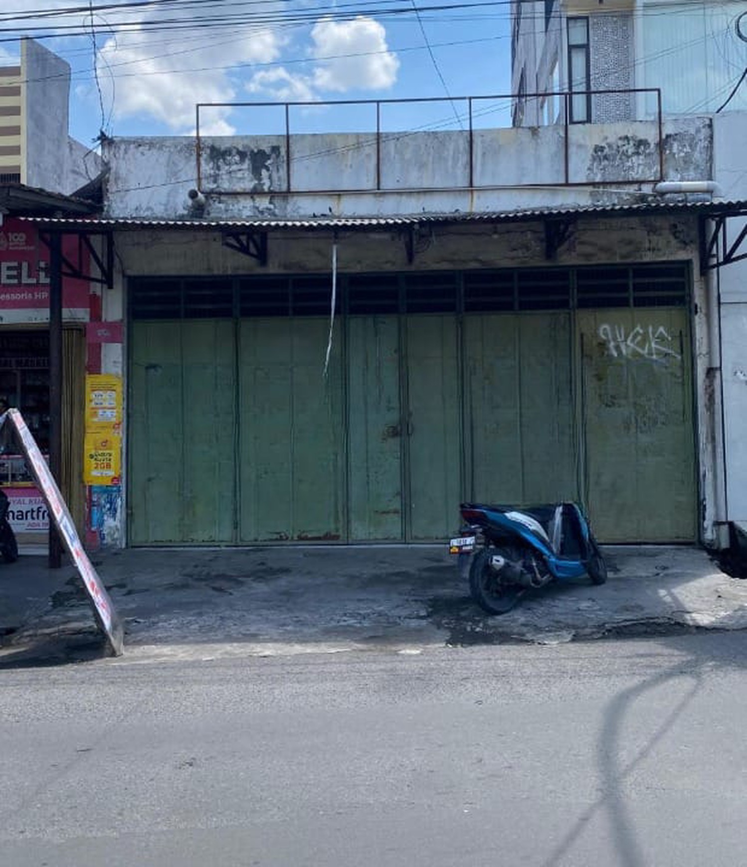 Disewakan ruko 2 lt nol jalan raya, strategis , cocok utk segala macam usaha
