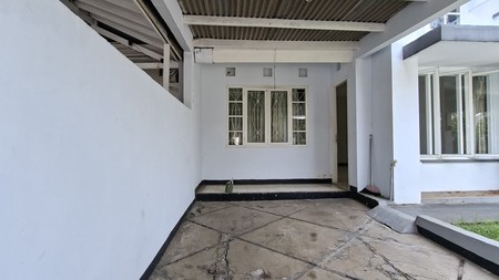 Rumah di HOOK Siap Huni dengan Hunian Nyaman dan Asri di Ciputat