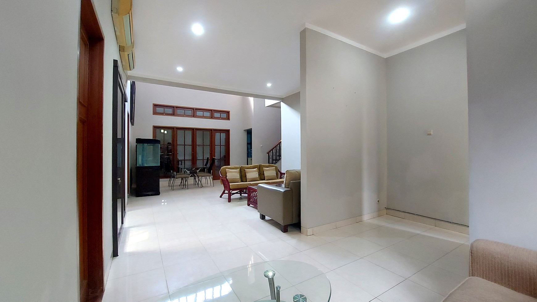 Rumah 2 Lantai Luas Siap Huni Posisi Lokasi Strategis @Bintaro, Sektor 9.