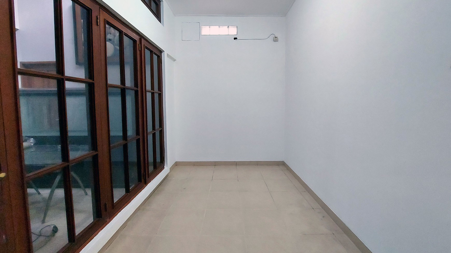 Rumah 2 Lantai Luas Siap Huni Posisi Lokasi Strategis @Bintaro, Sektor 9.