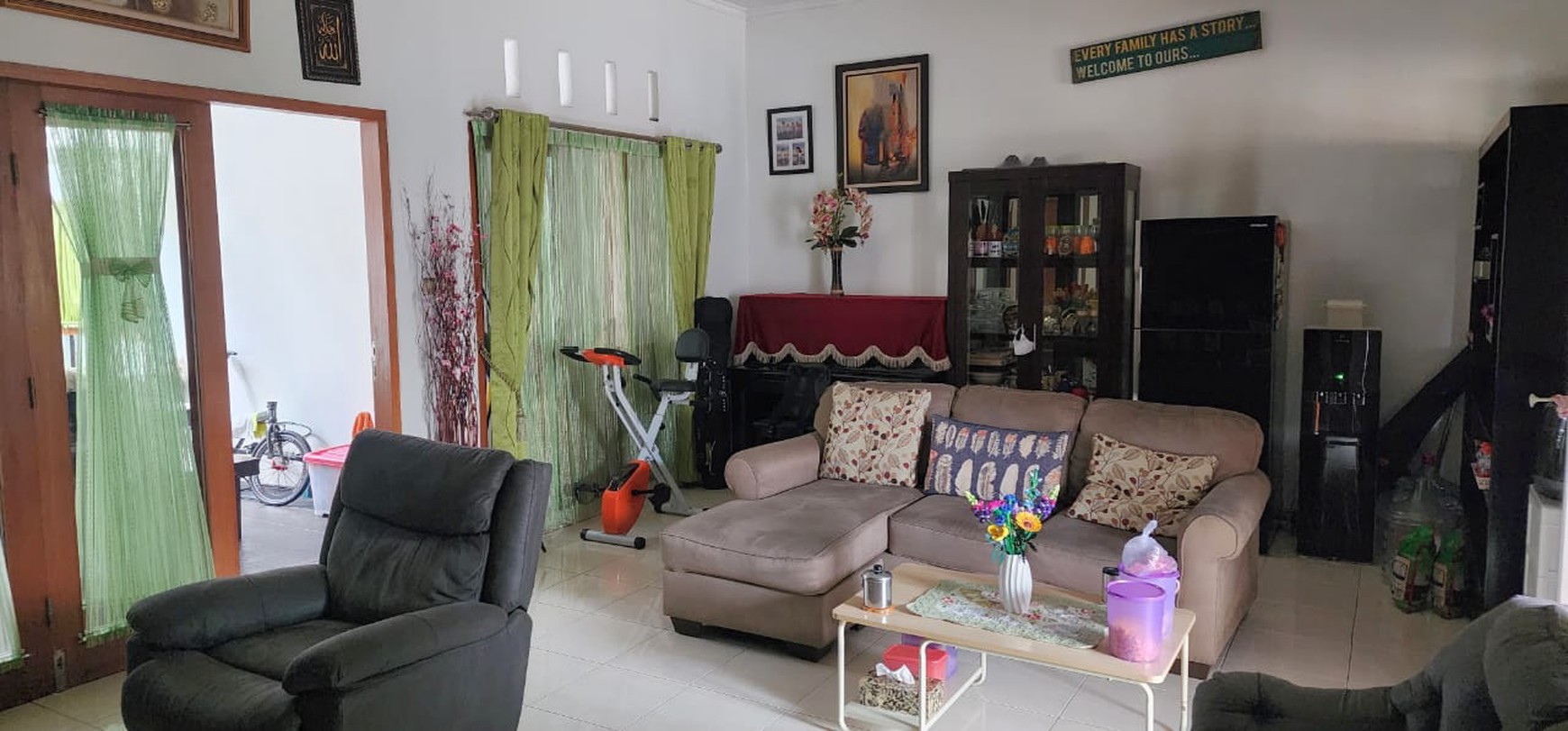 Rumah Siap Huni dengan Hunian Nyaman dan Asri di Ciputat