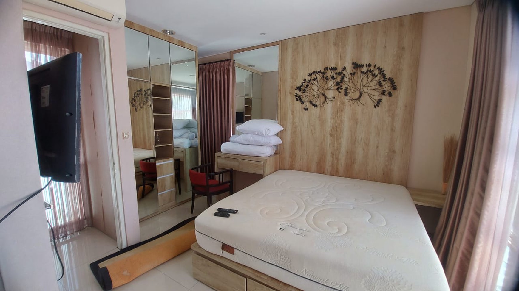 Sewa Forest Mansion Furnished Mewah Wiyung Surabaya
