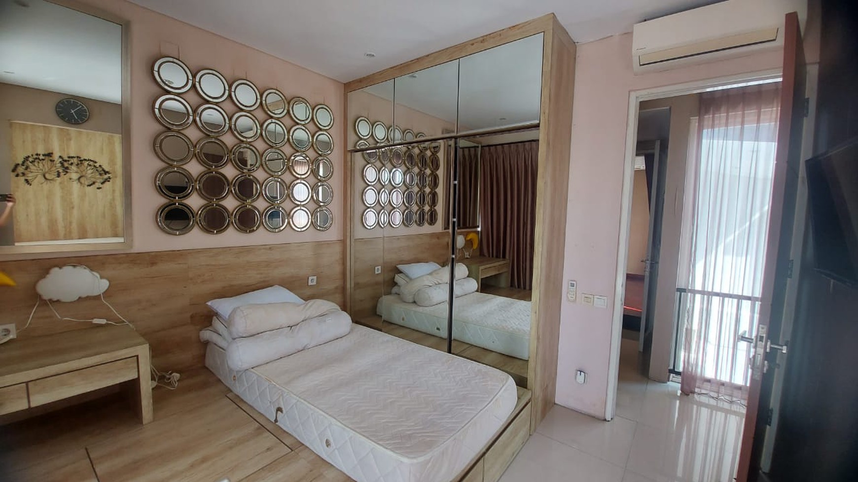 Sewa Forest Mansion Furnished Mewah Wiyung Surabaya