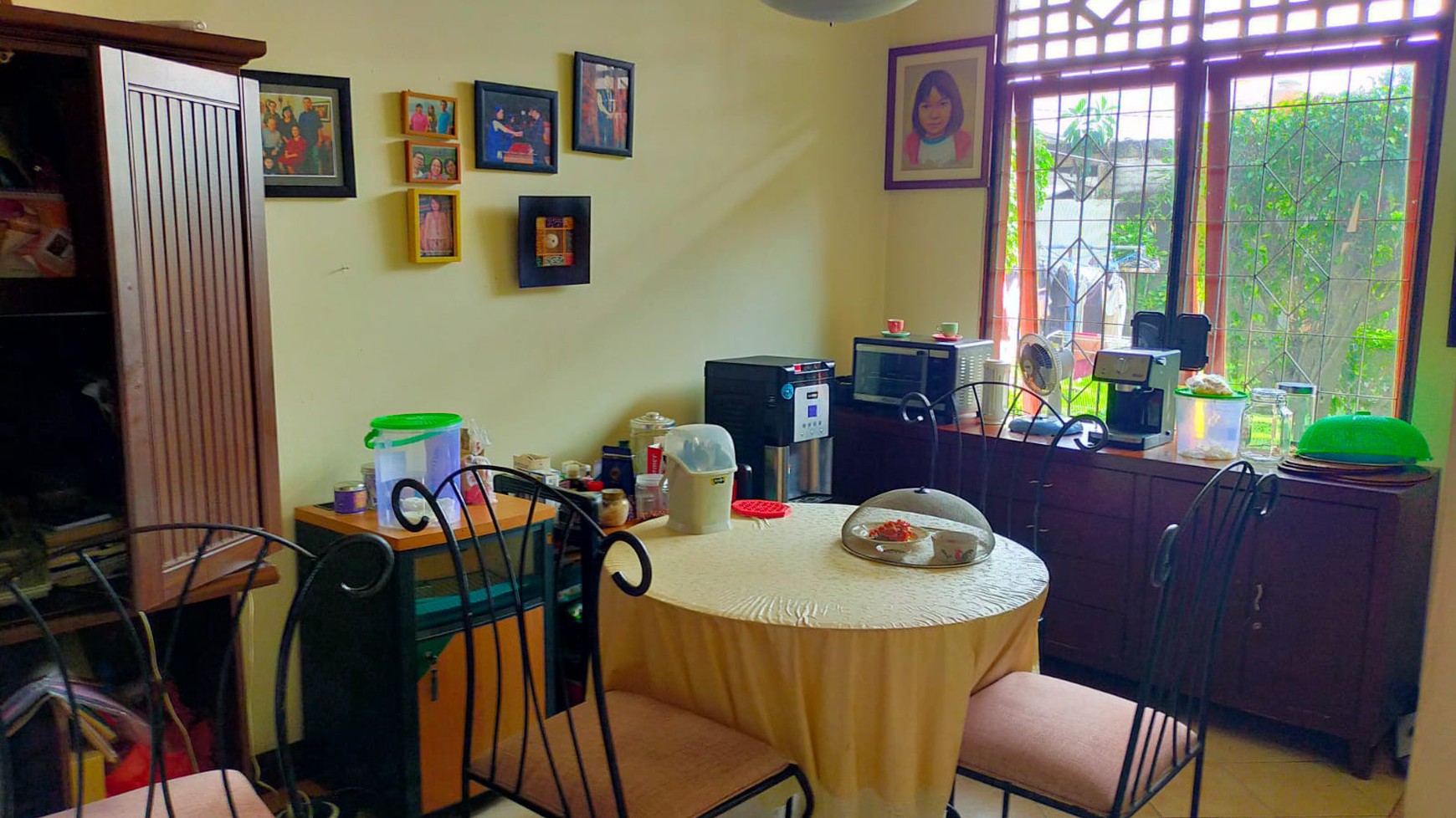 Rumah Klasik Nyaman dan Asri Luas Tanah 712m2 di Pengadegan Selatan