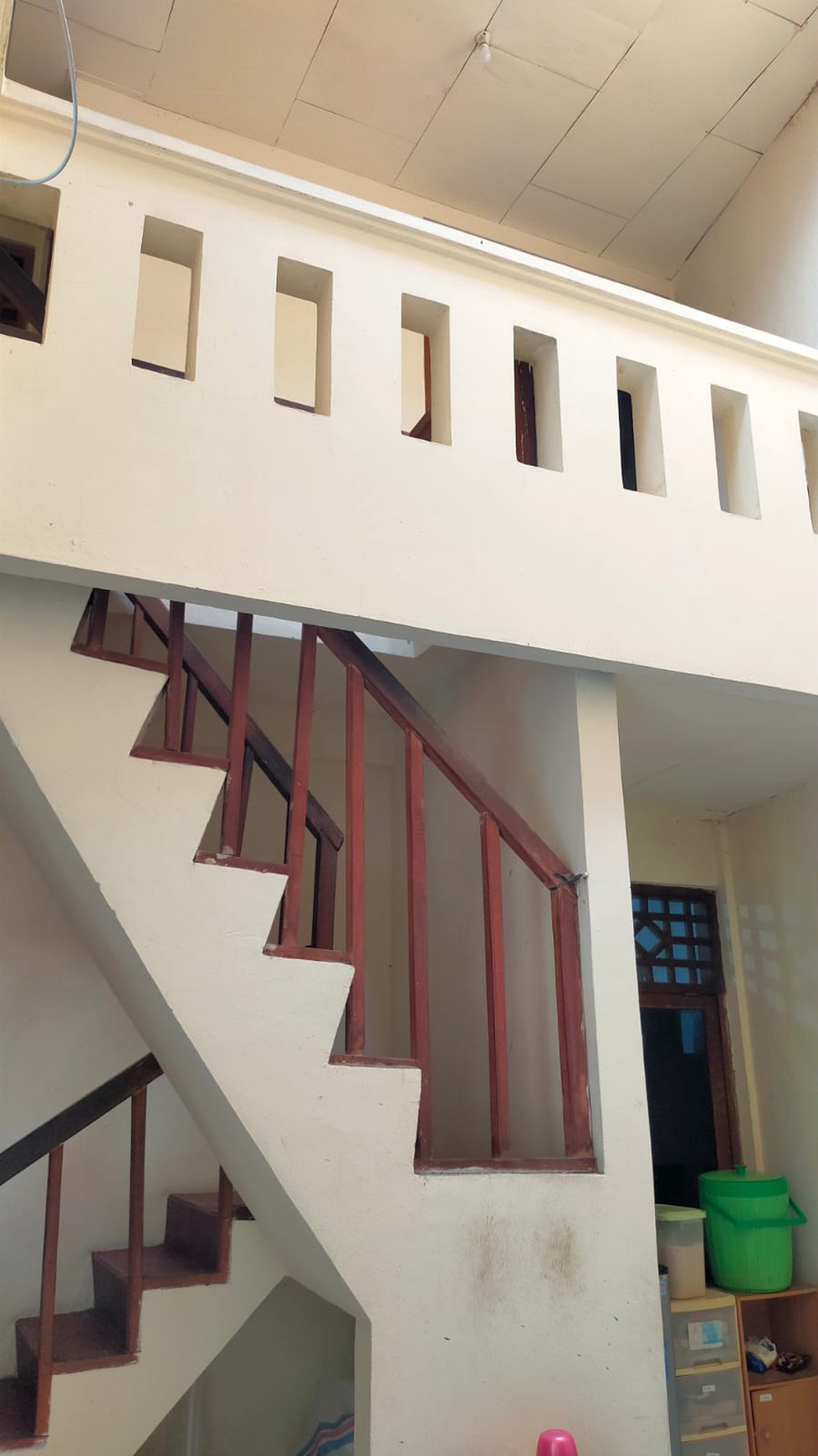 Rumah Klasik Nyaman dan Asri Luas Tanah 712m2 di Pengadegan Selatan