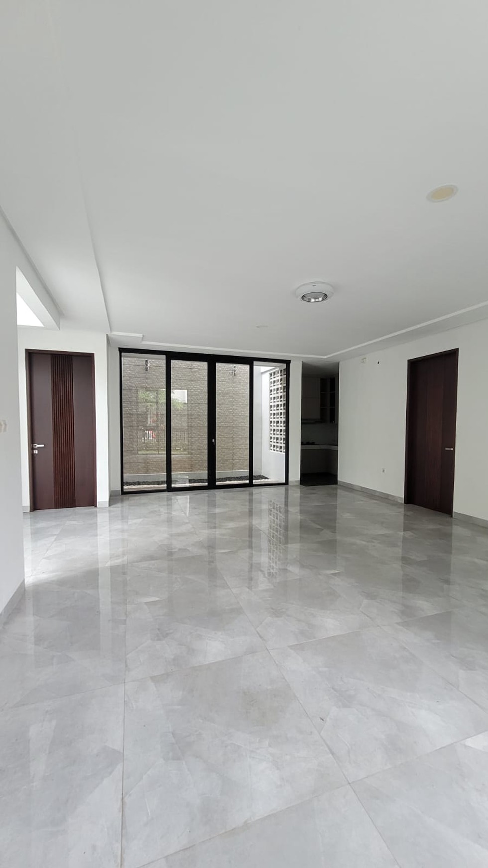 Rumah 2 Lantai Siap Huni dengan Hunian Nyaman dan Asri @Bintaro Sektor 9