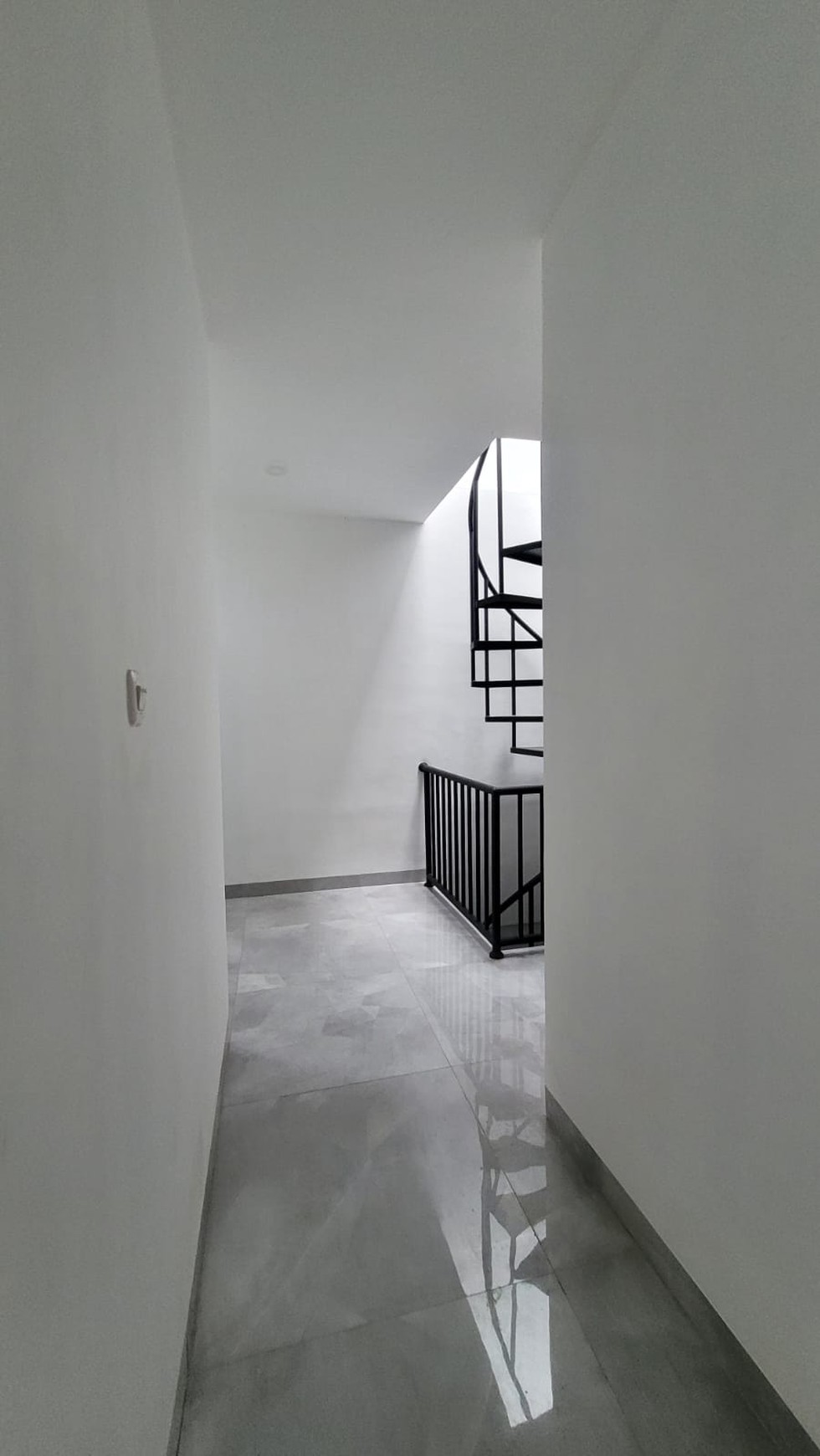 Rumah 2 Lantai Siap Huni dengan Hunian Nyaman dan Asri @Bintaro Sektor 9