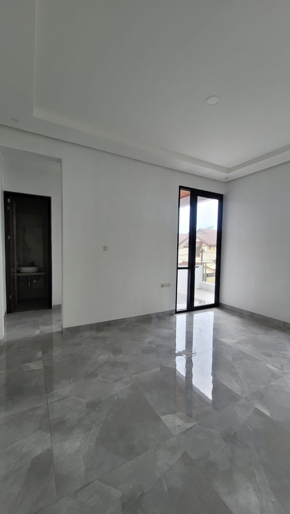 Rumah 2 Lantai Siap Huni dengan Hunian Nyaman dan Asri @Bintaro Sektor 9