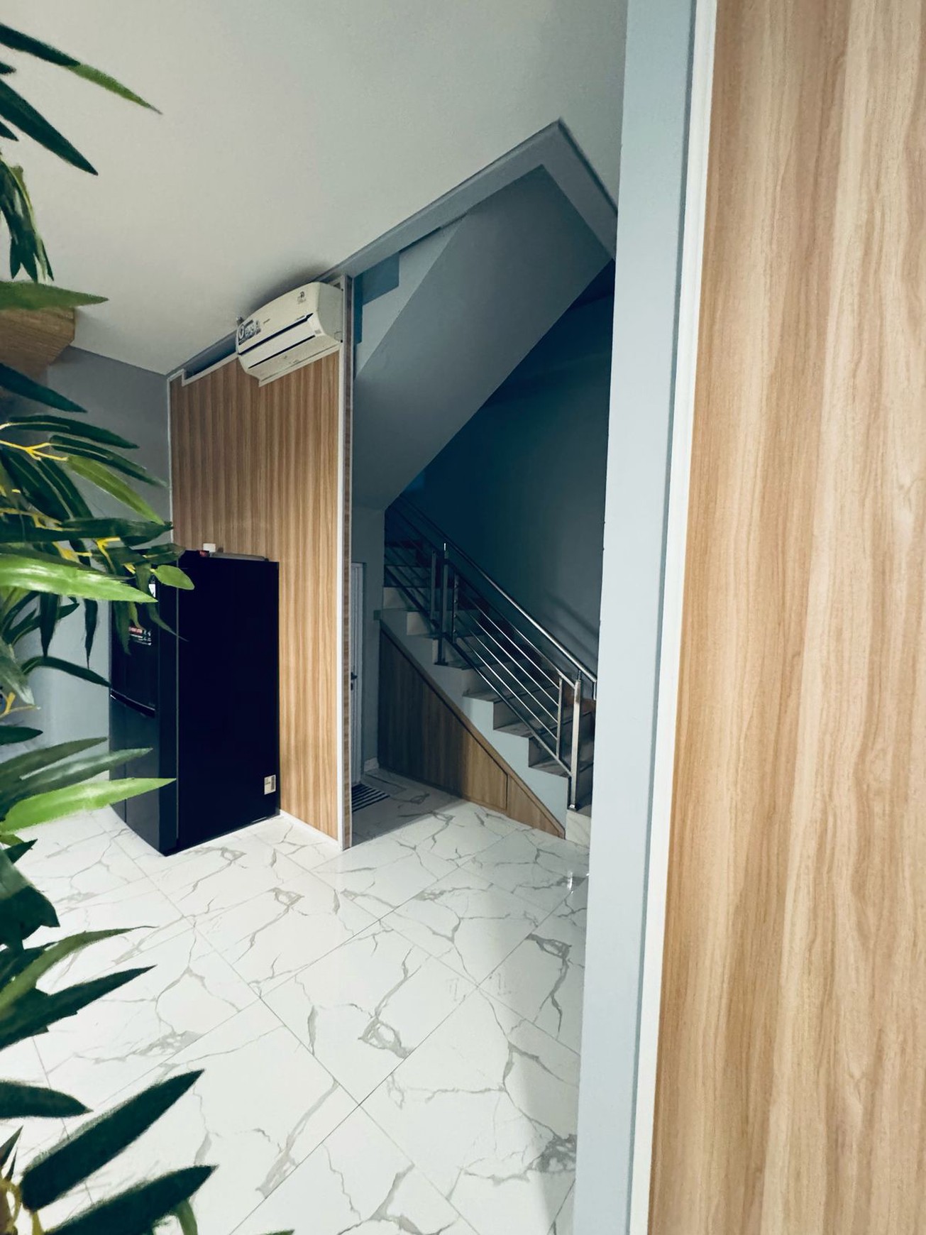 Rumah 3 lantai Fully Furnished siap Huni, Nego di Gading Pelangi Kelapa Gading