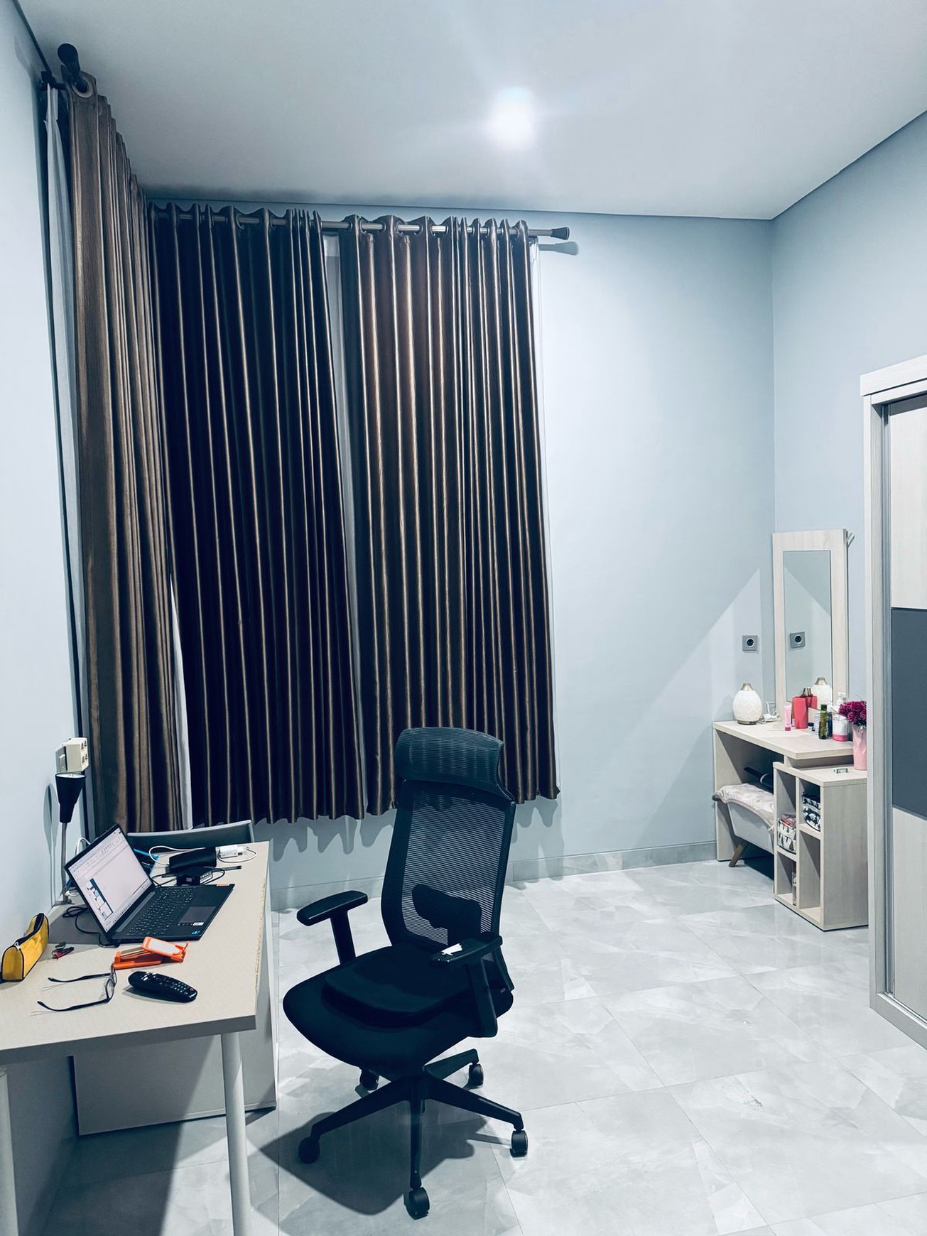 Rumah 3 lantai Fully Furnished siap Huni, Nego di Gading Pelangi Kelapa Gading