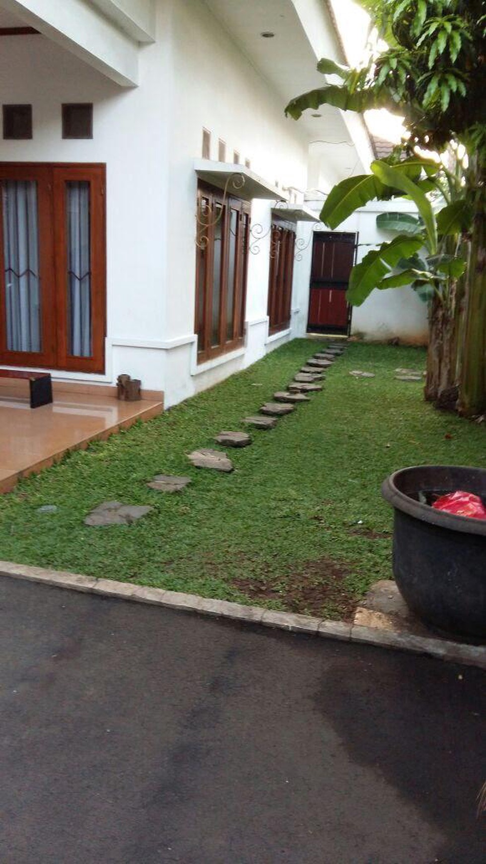 Di Jual Rumah Luas Nyaman Siap Huni dan Asri dengan Hunian Nyaman