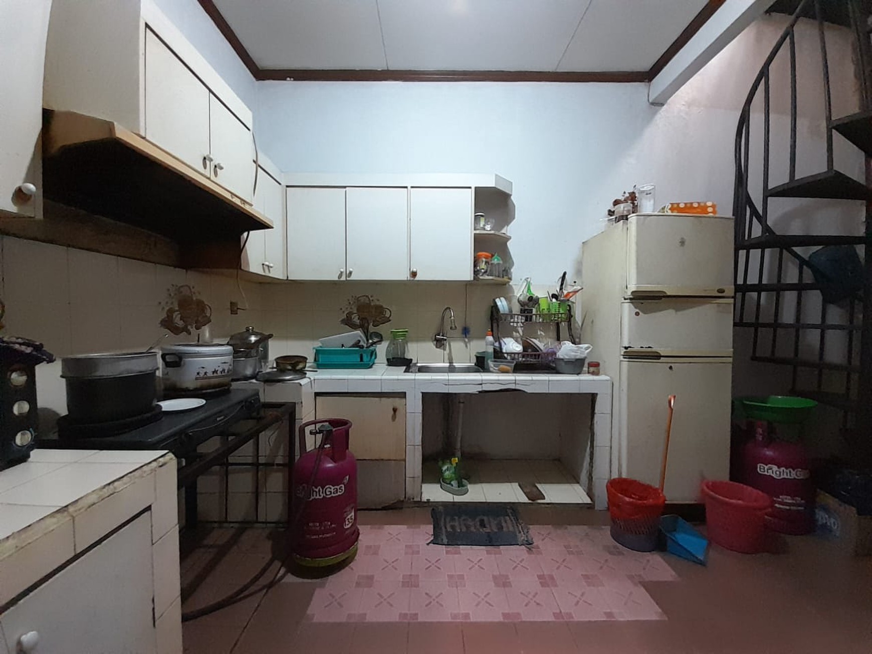Dijual Rumah Town House di Jl Pekayon Pejaten Jakarta Selatan