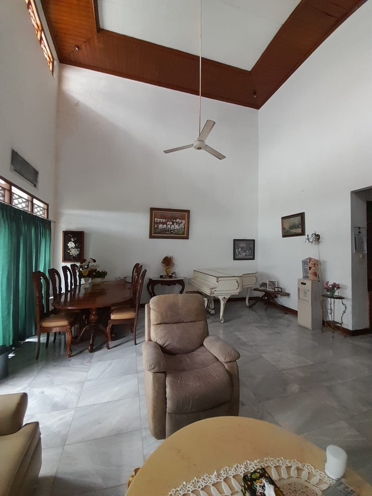Dijual Rumah Town House di Jl Pekayon Pejaten Jakarta Selatan