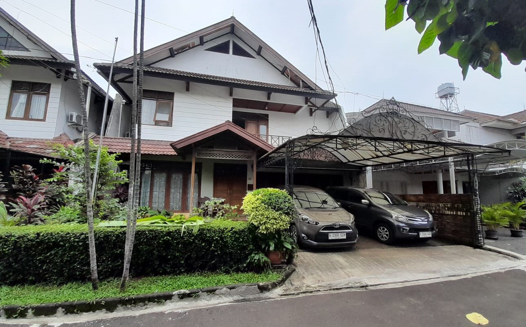 Dijual Rumah Town House di Jl Pekayon Pejaten Jakarta Selatan