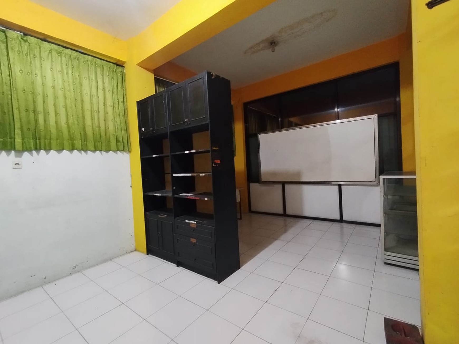 Gudang 1765 Meter Persegi Berada Di Jalan Ringroad Selatan Tamantirto Kasihan Bantul