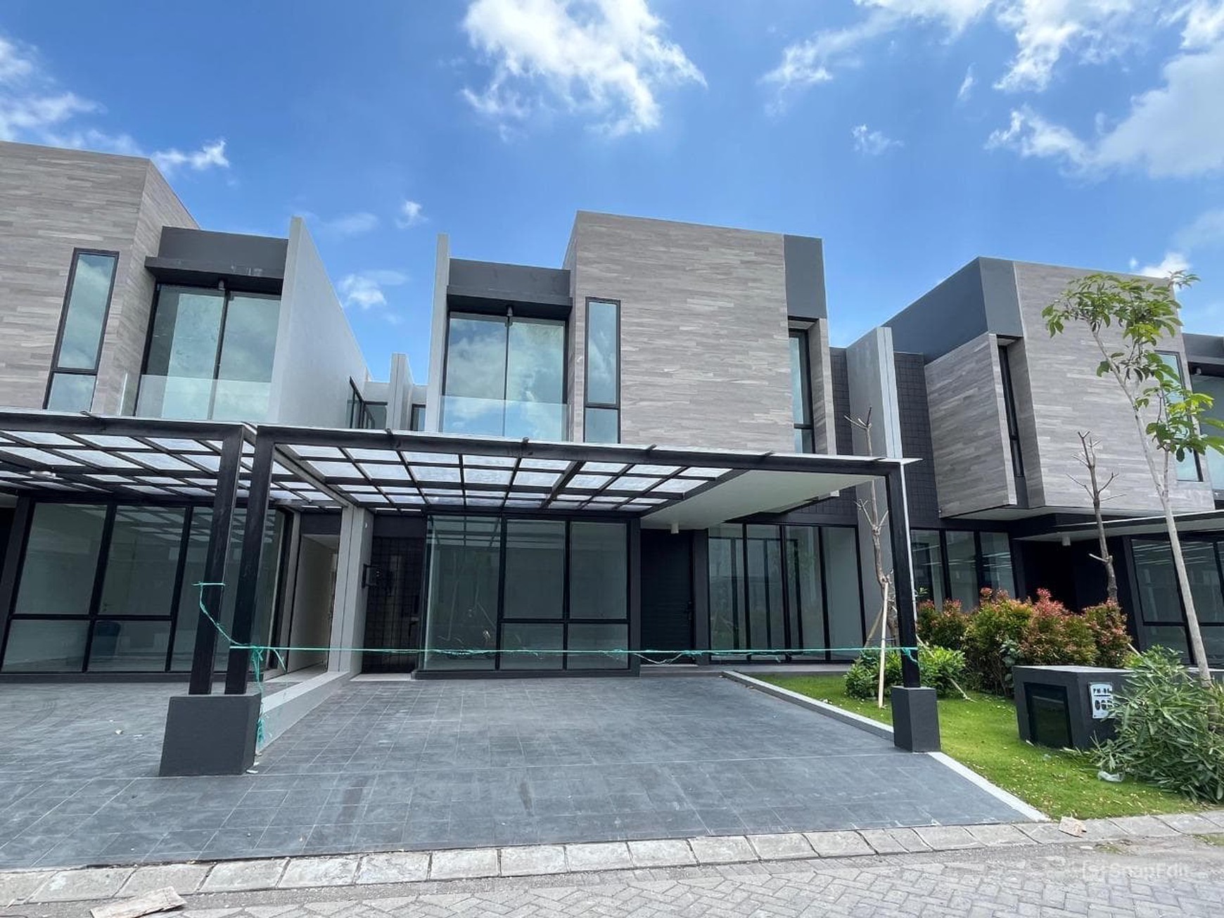 Rumah Tipe Madison di Pelican Hill Citraland, Surabaya