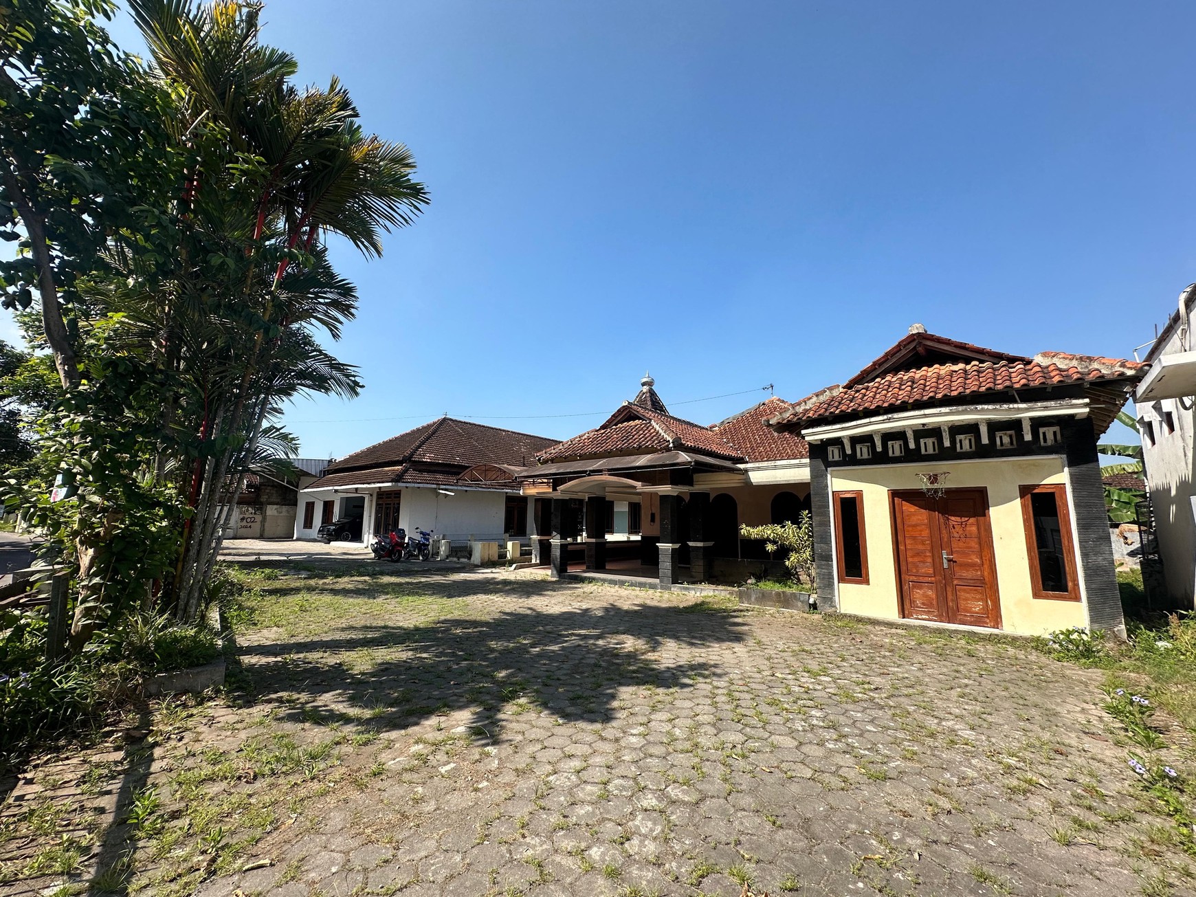 Rumah Tinggal 5 Kamar Tidur Lokasi Dekat Kampus UNISA Nogotirto Gamping Sleman