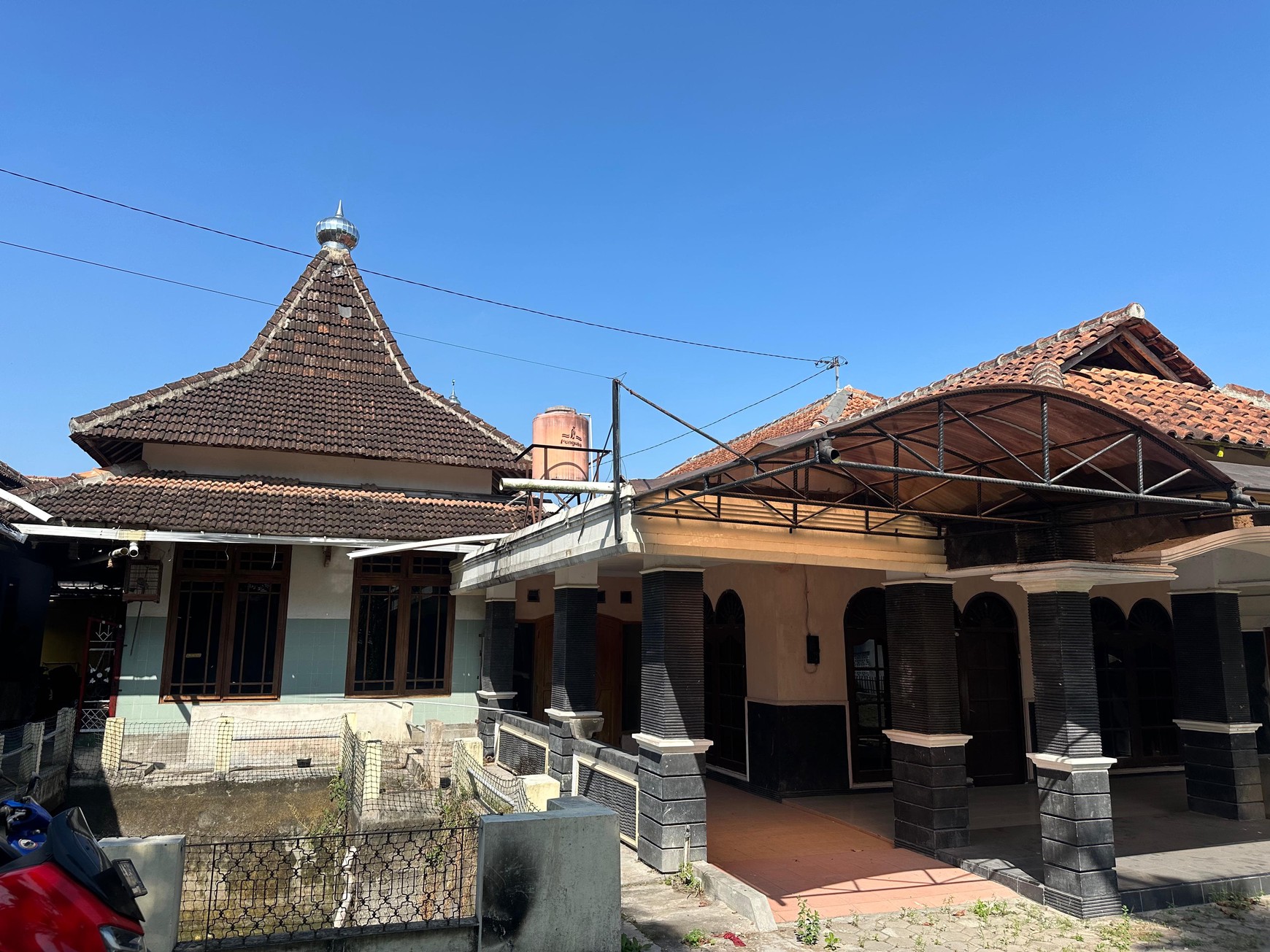 Rumah Tinggal 5 Kamar Tidur Lokasi Dekat Kampus UNISA Nogotirto Gamping Sleman
