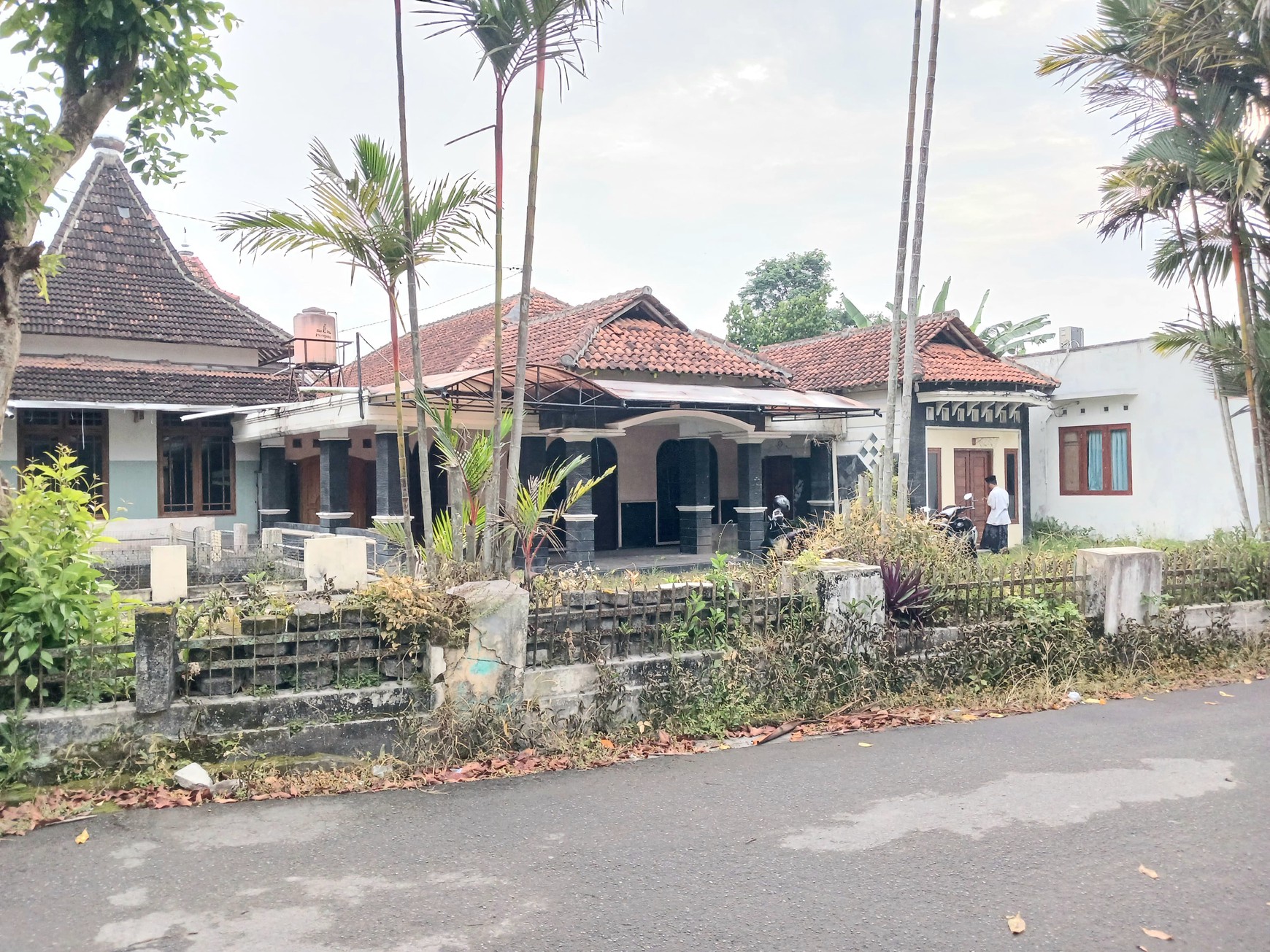 Rumah Tinggal 5 Kamar Tidur Lokasi Dekat Kampus UNISA Nogotirto Gamping Sleman