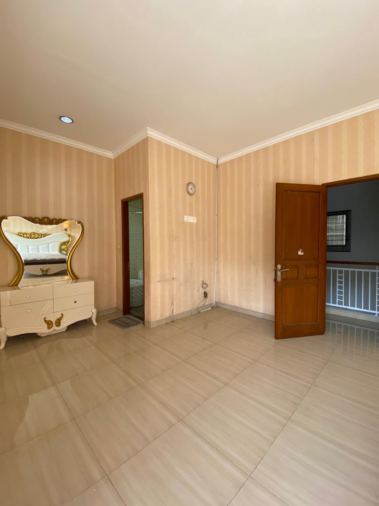 Flash Sale. Rumah 2 lantai Nusa Loka, BSD