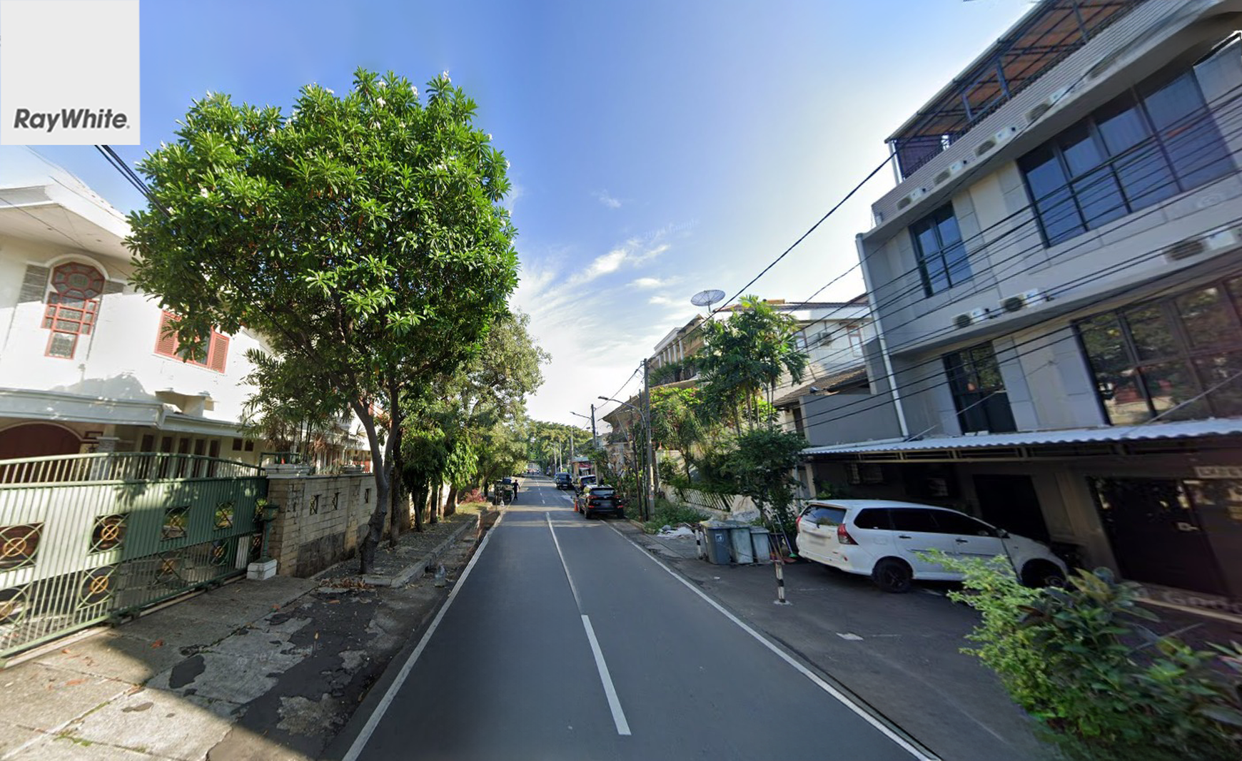 FOR SALE Rumahtua Hitung Tanah di Gudang Peluru Tebet Jakarta Selatan