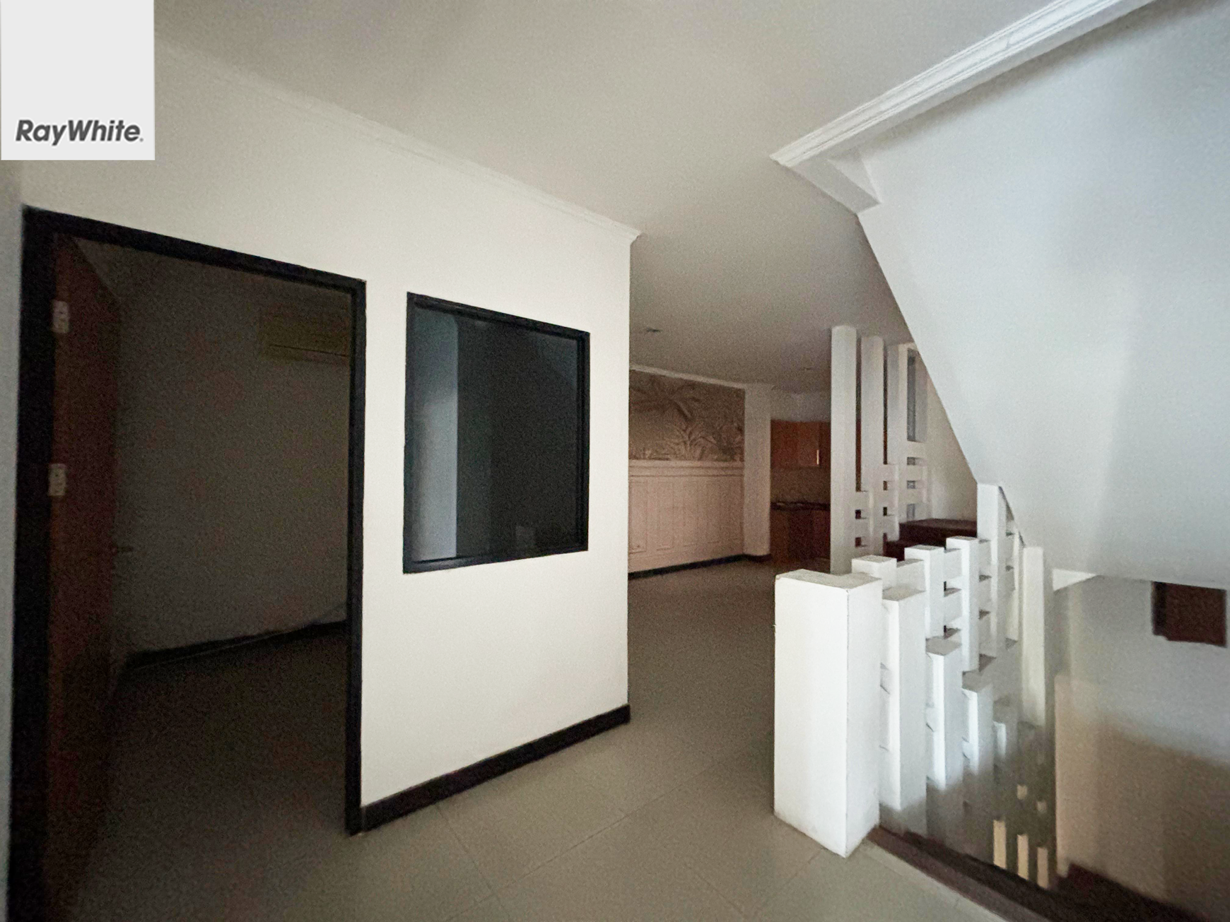 FOR LEASE Gedung / Ruko Gandeng 4 Lantai di Percetakan Negara Salemba Tengah Jakarta Pusat