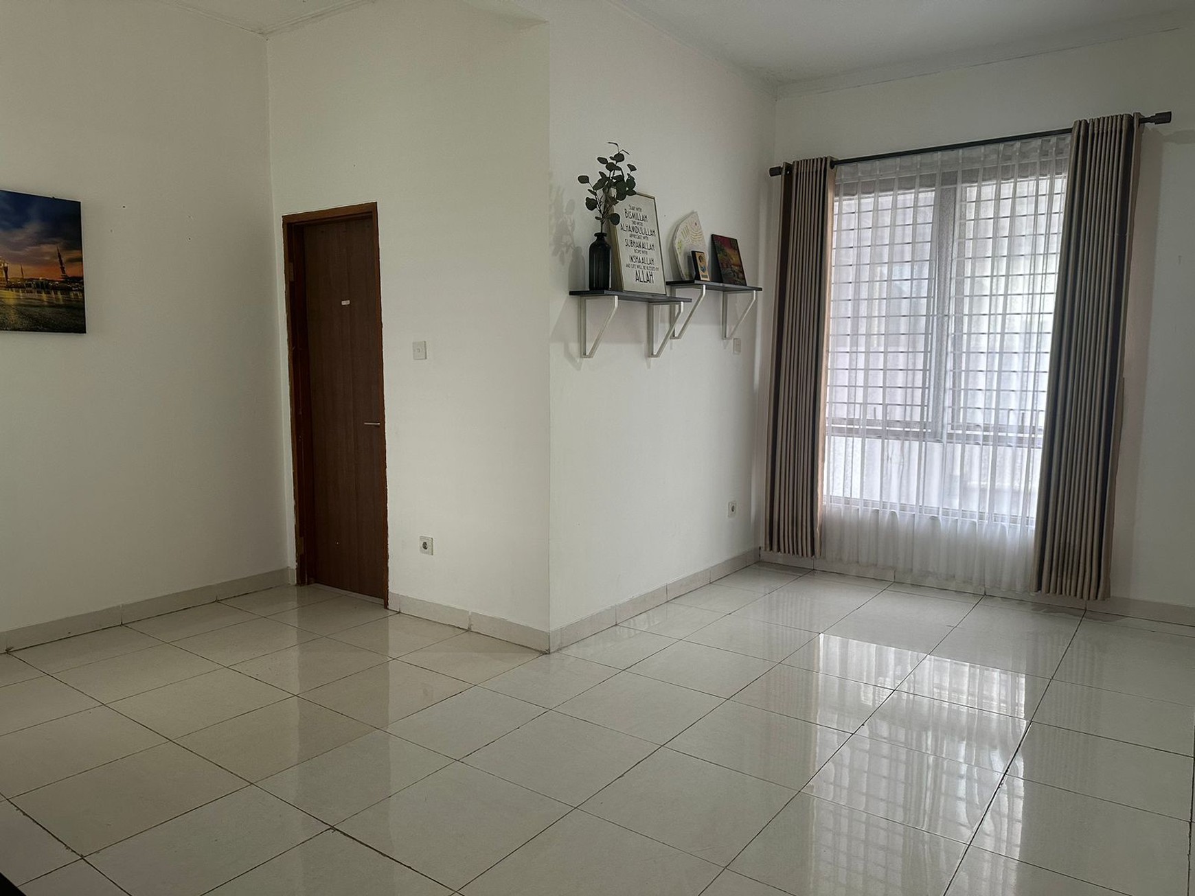 Rumah Bagus,dalam cluster,jalan lebar di Bintaro Jaya 9